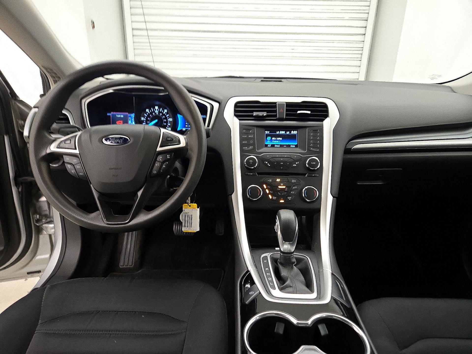 Thumbnail: 2015 Ford Fusion - 9