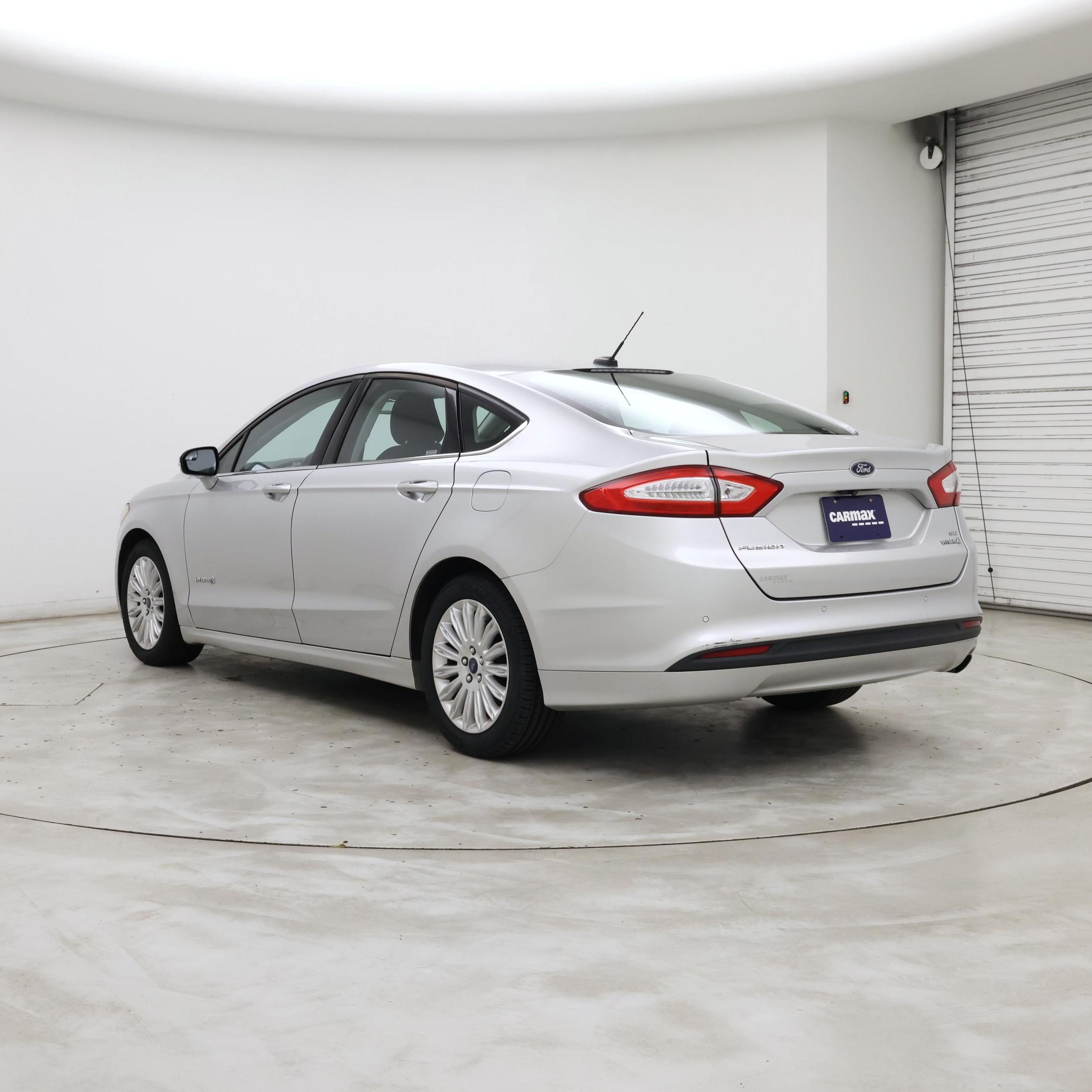 Thumbnail: 2015 Ford Fusion - 2