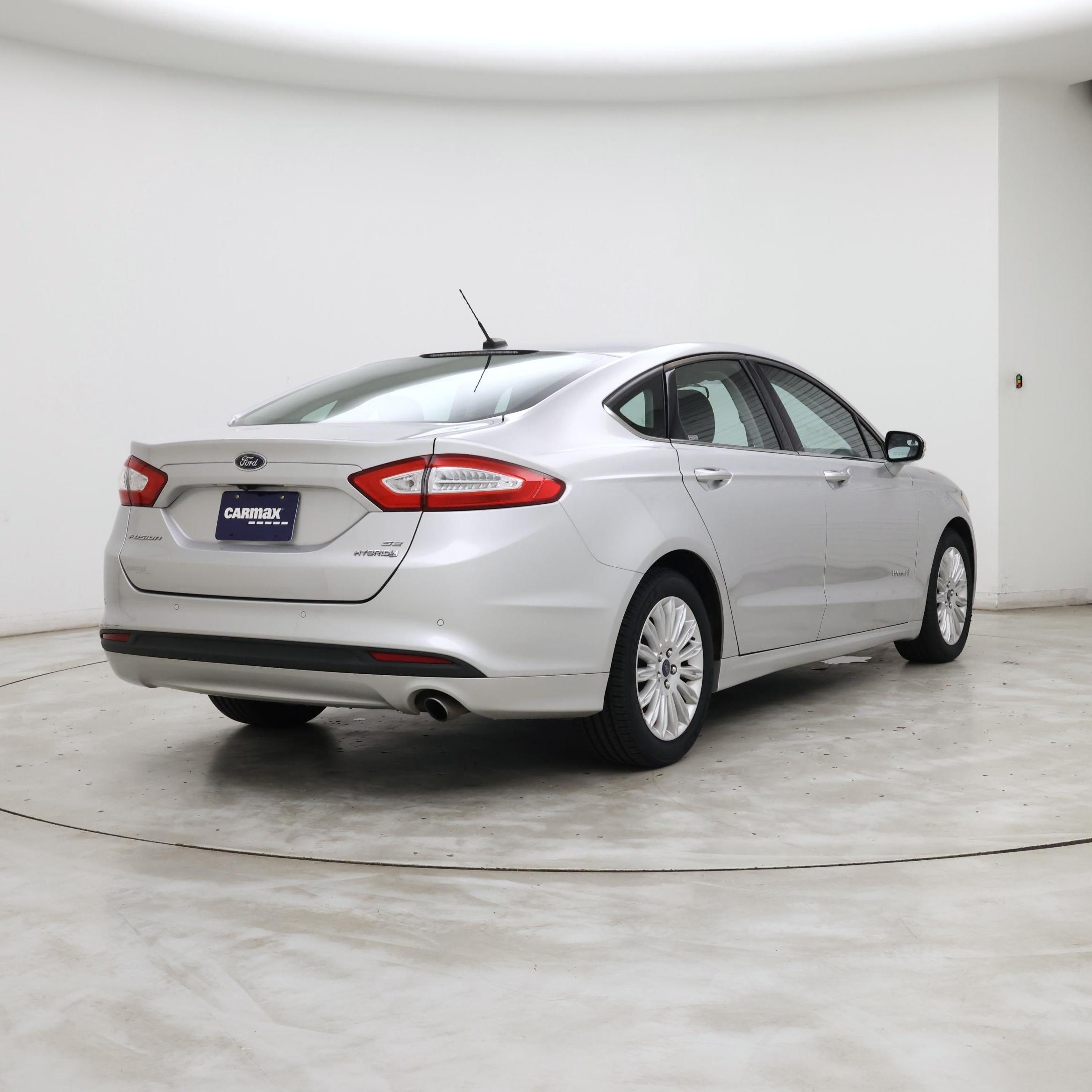 Thumbnail: 2015 Ford Fusion - 8