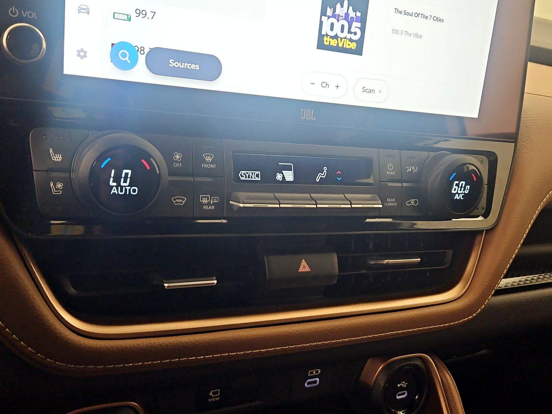 Thumbnail: 2026 Toyota Highlander - 17