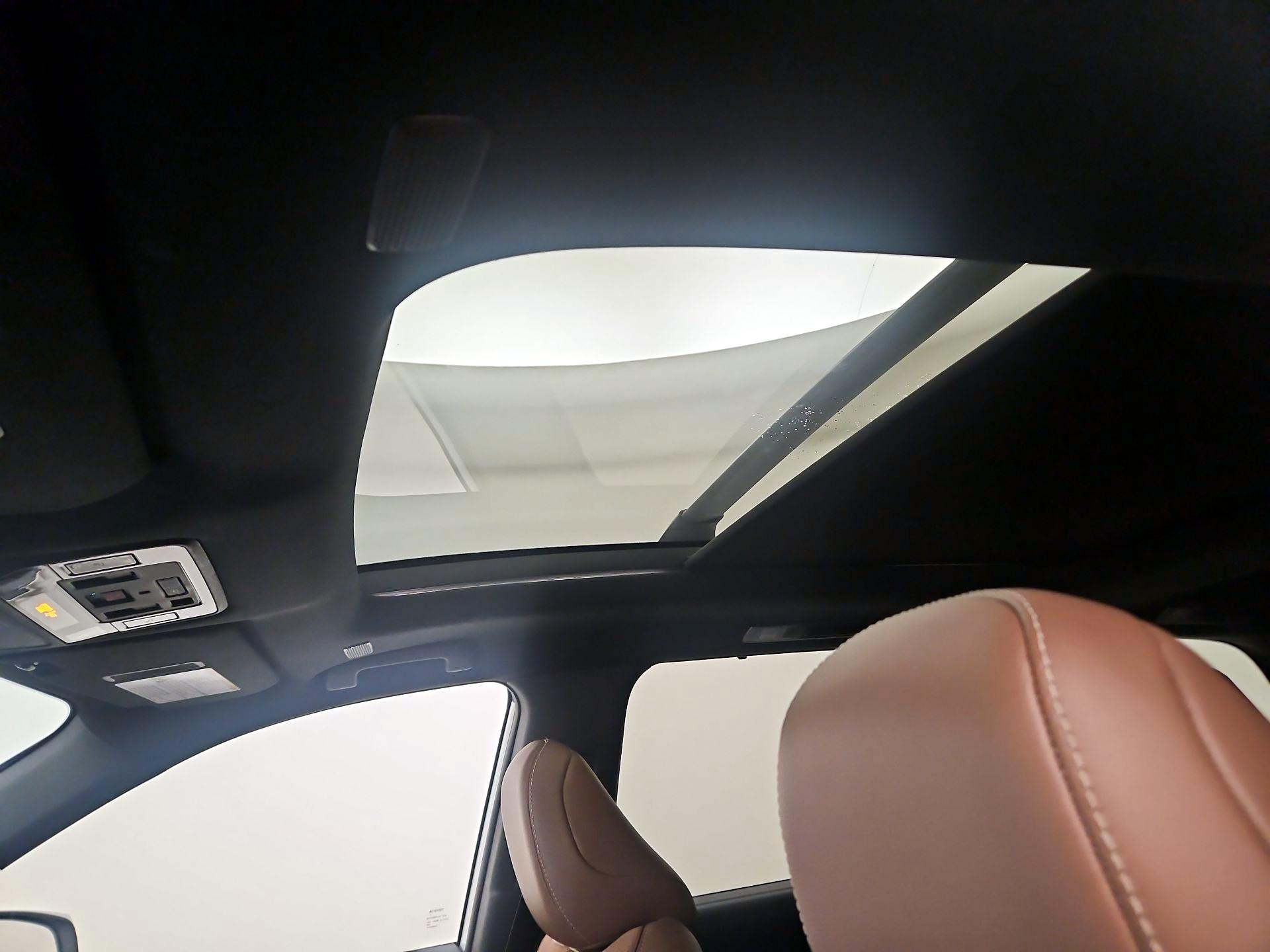 Thumbnail: 2026 Toyota Highlander - 20