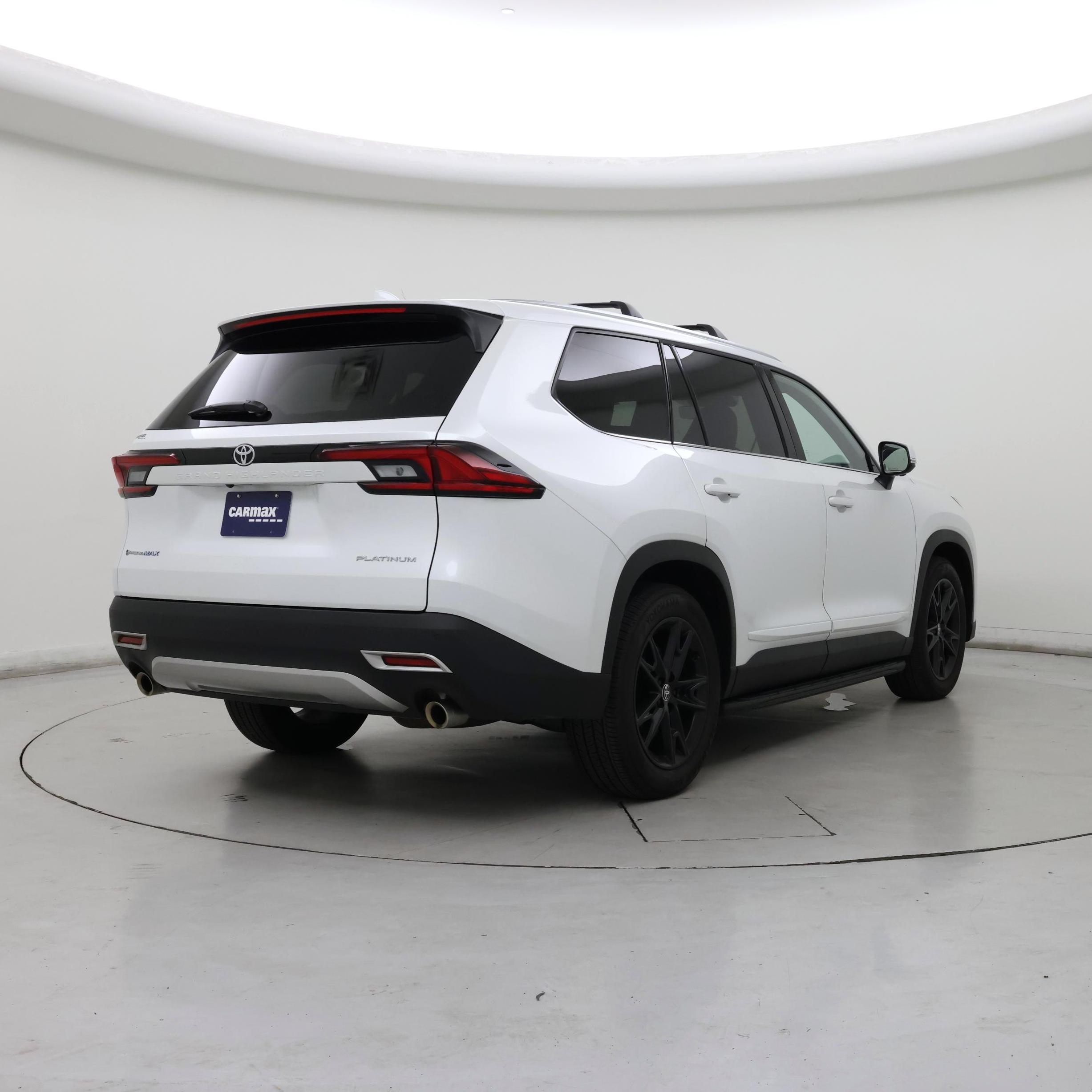 Thumbnail: 2026 Toyota Highlander - 8