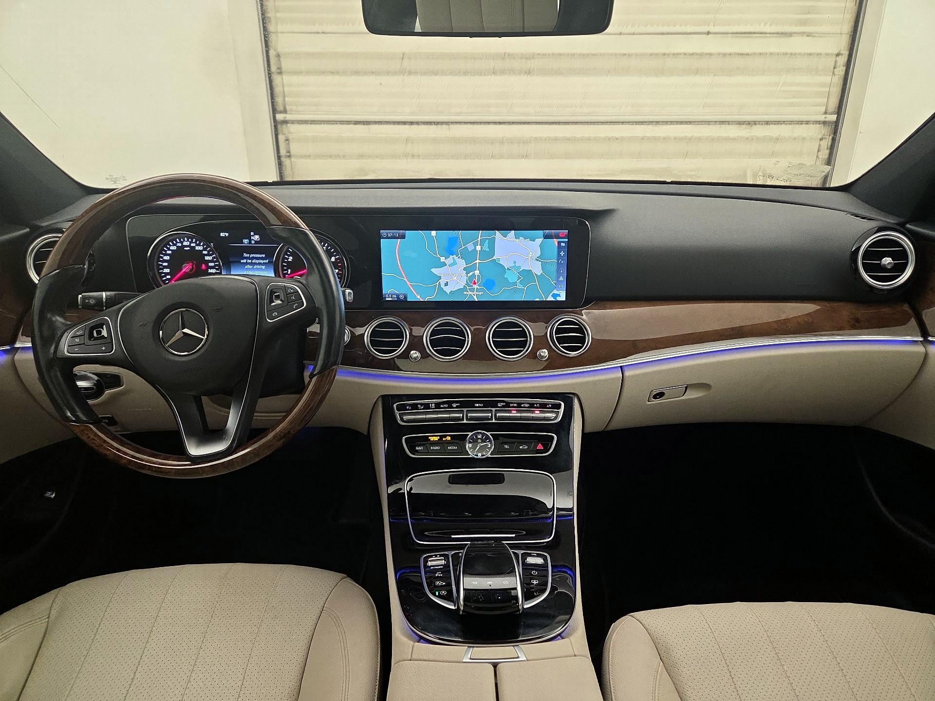 Thumbnail: 2017 Mercedes-Benz E-Class - 9