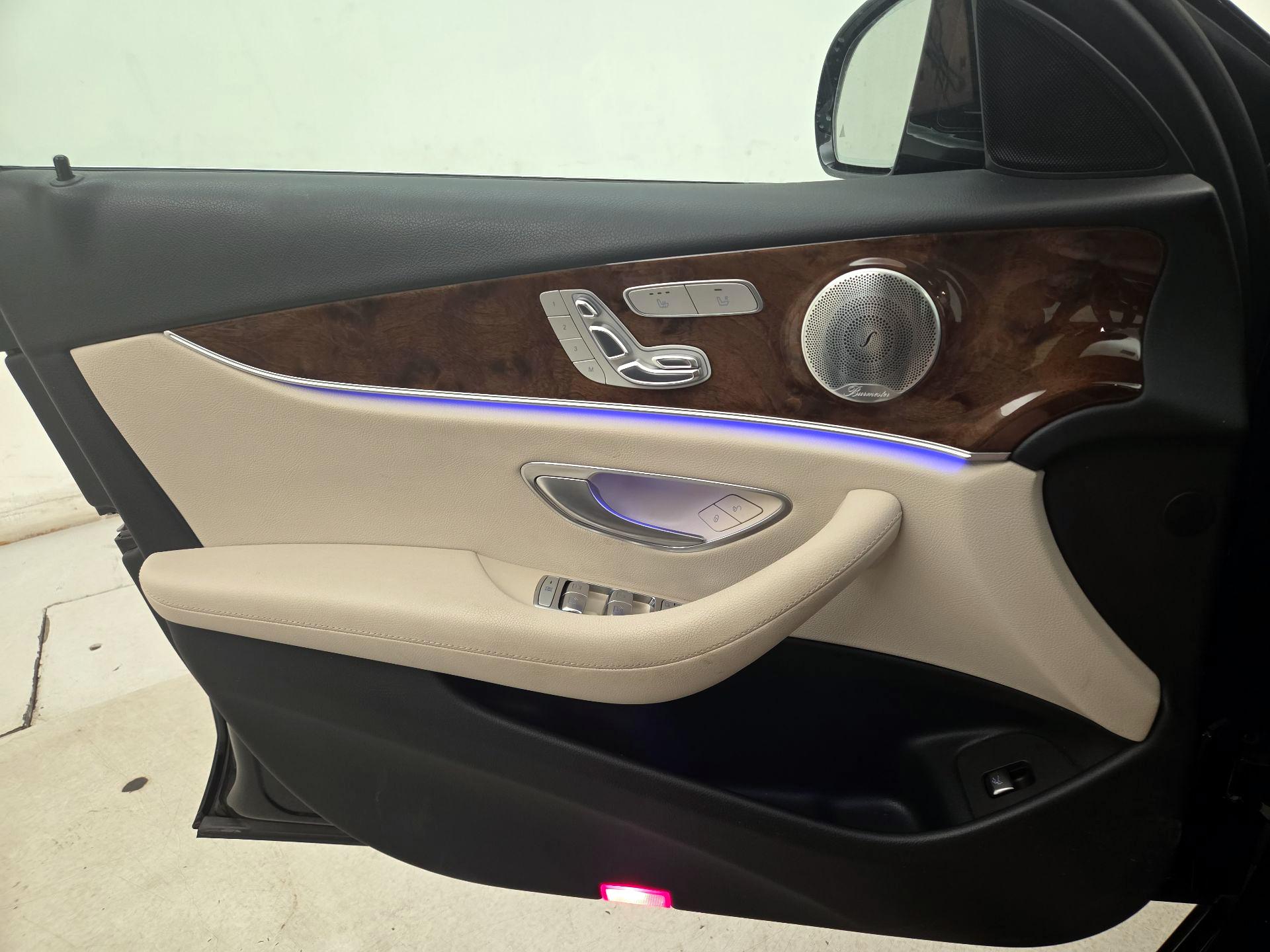 Thumbnail: 2017 Mercedes-Benz E-Class - 12