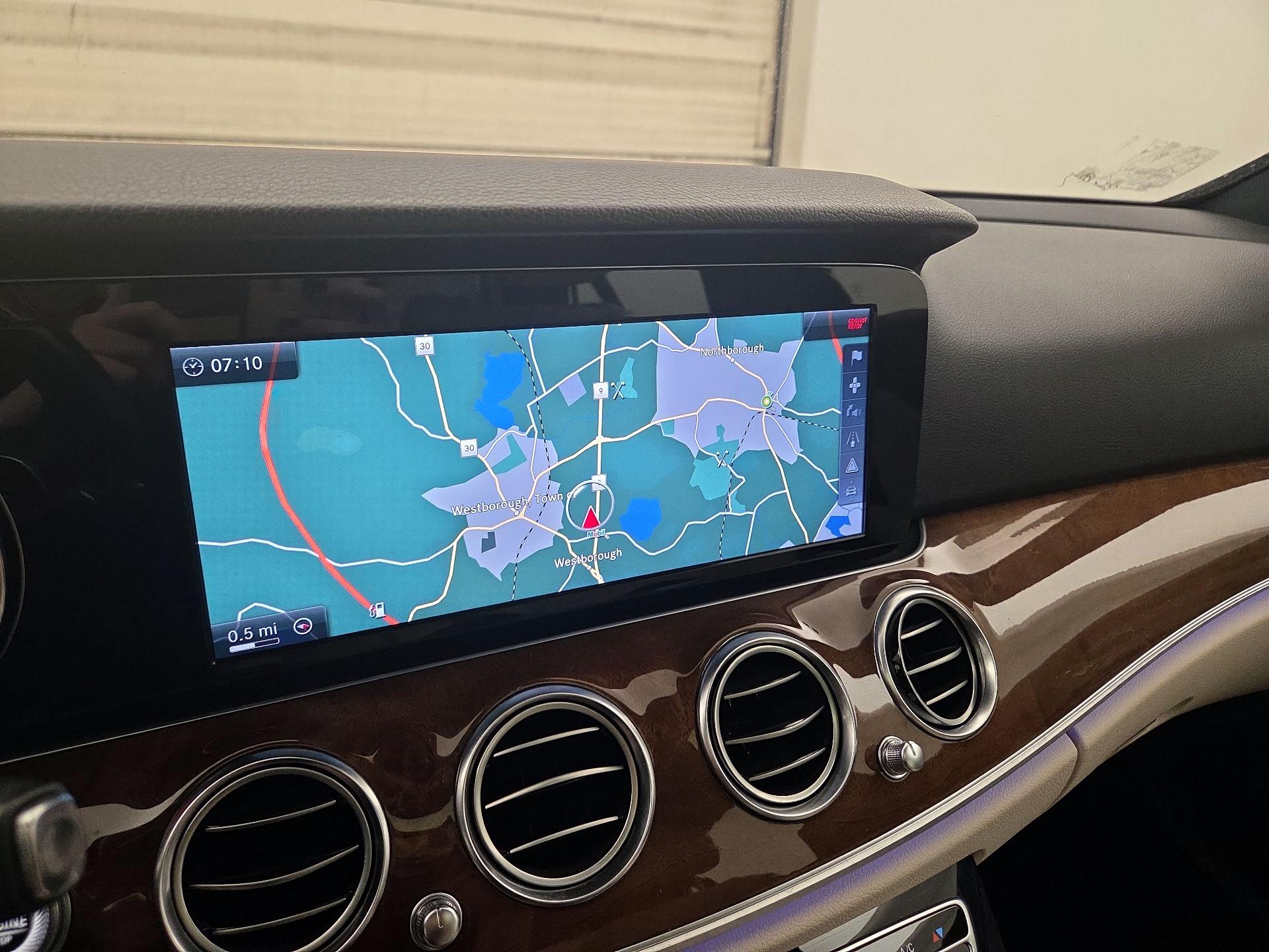Thumbnail: 2017 Mercedes-Benz E-Class - 14