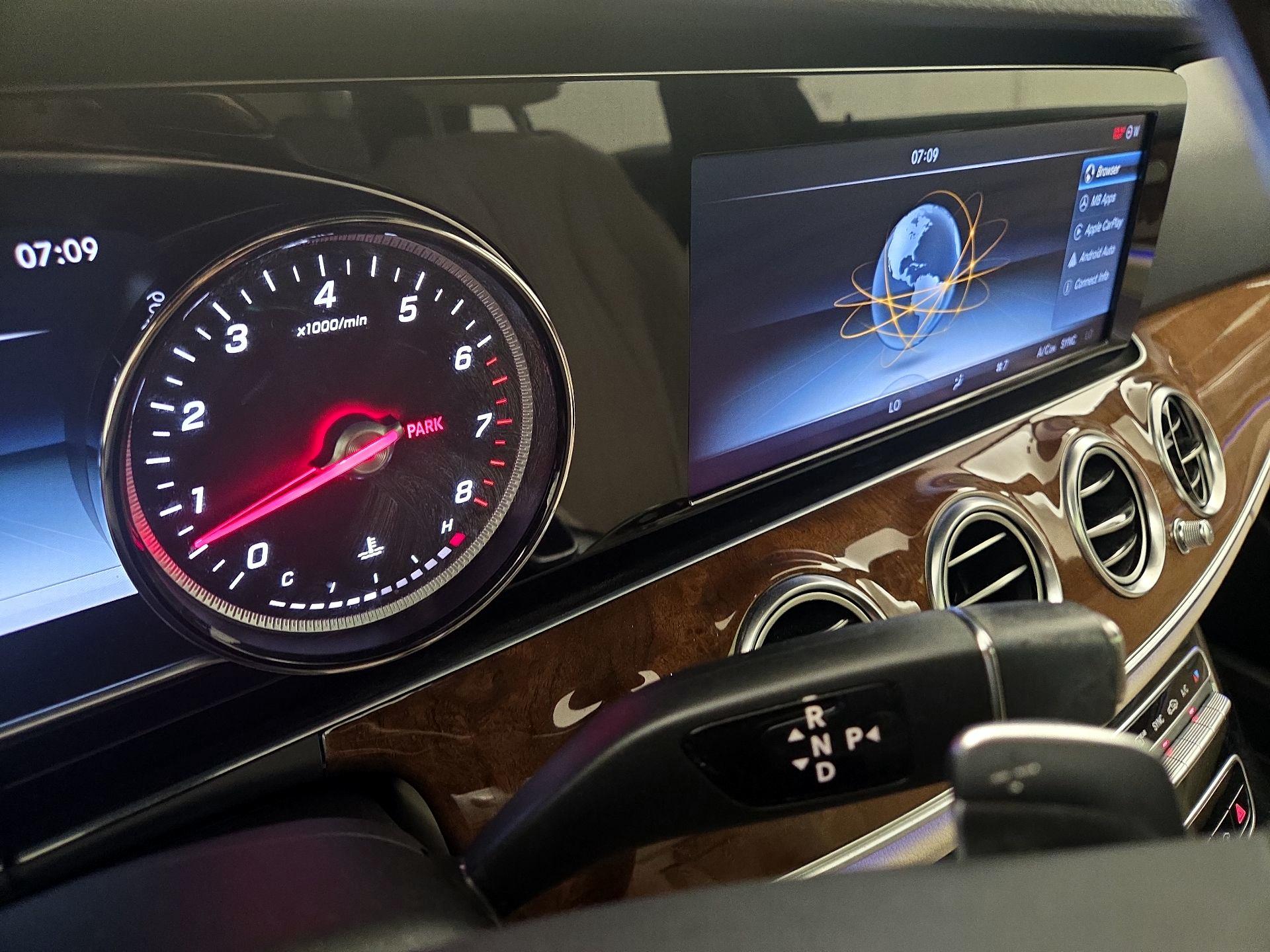 Thumbnail: 2017 Mercedes-Benz E-Class - 18
