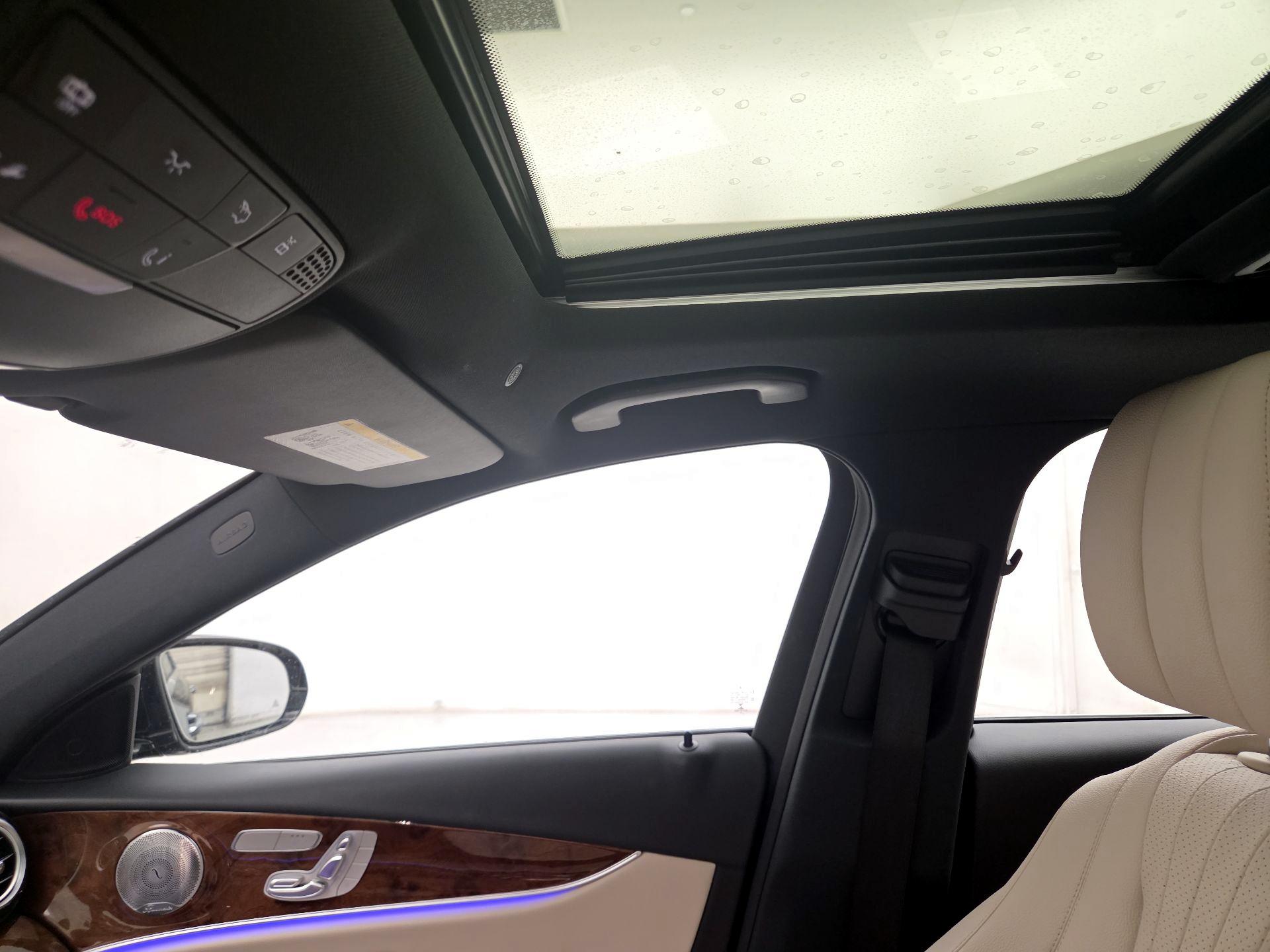 Thumbnail: 2017 Mercedes-Benz E-Class - 20