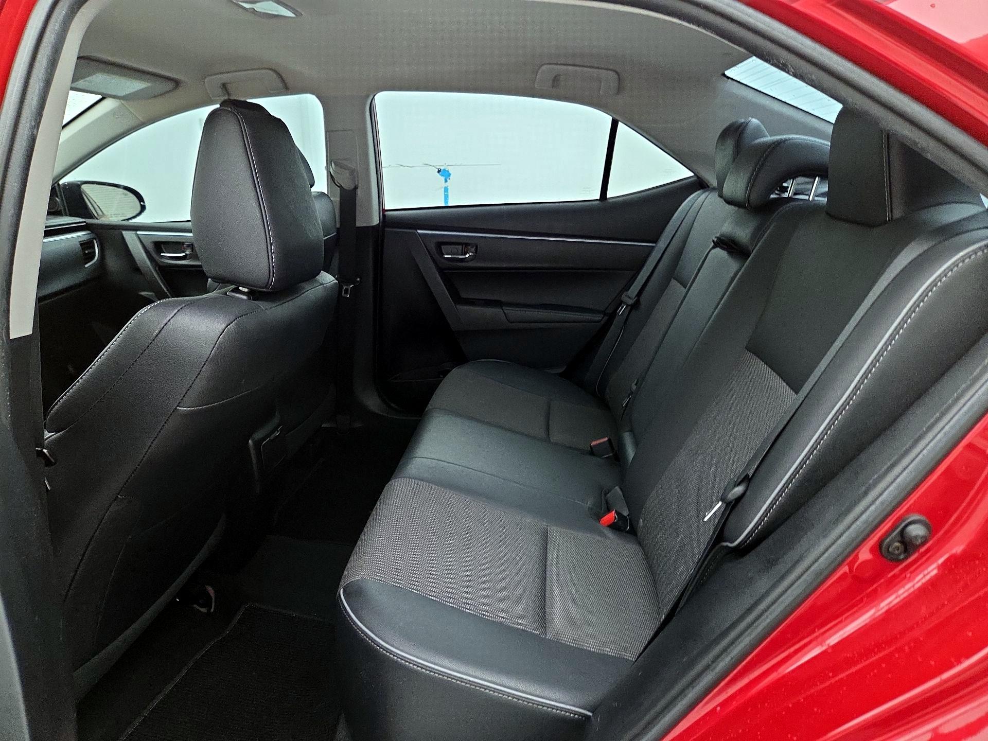 Thumbnail: 2016 Toyota Corolla - 17
