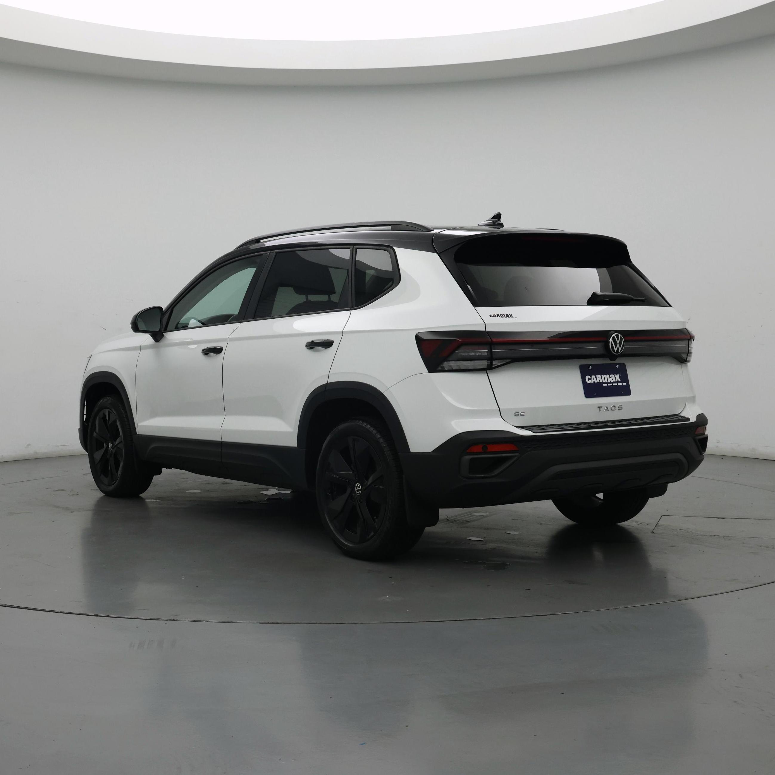 Thumbnail: 2025 Volkswagen Taos - 2