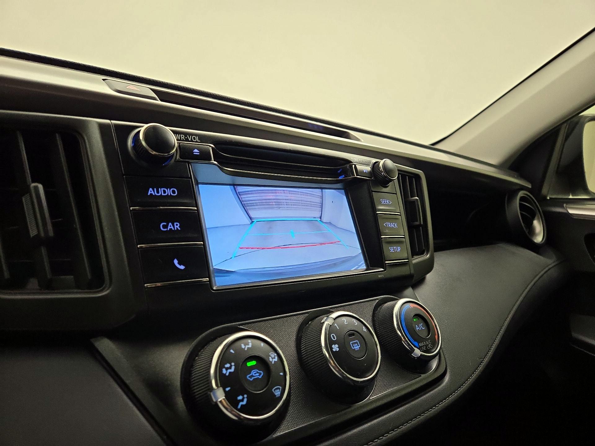 Thumbnail: 2017 Toyota RAV4 - 14