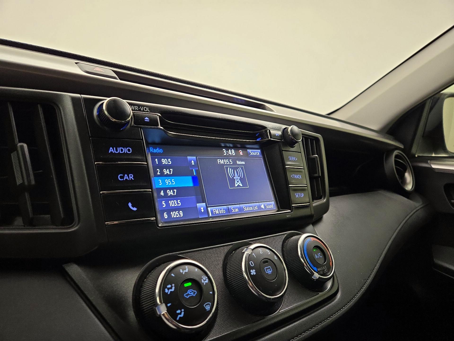 Thumbnail: 2017 Toyota RAV4 - 15