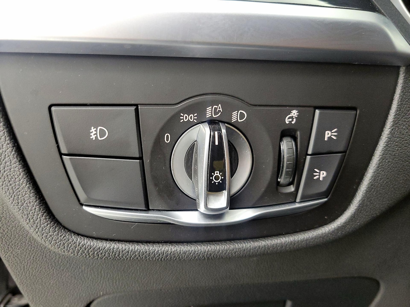 2019 BMW X3 30i - Photo 14