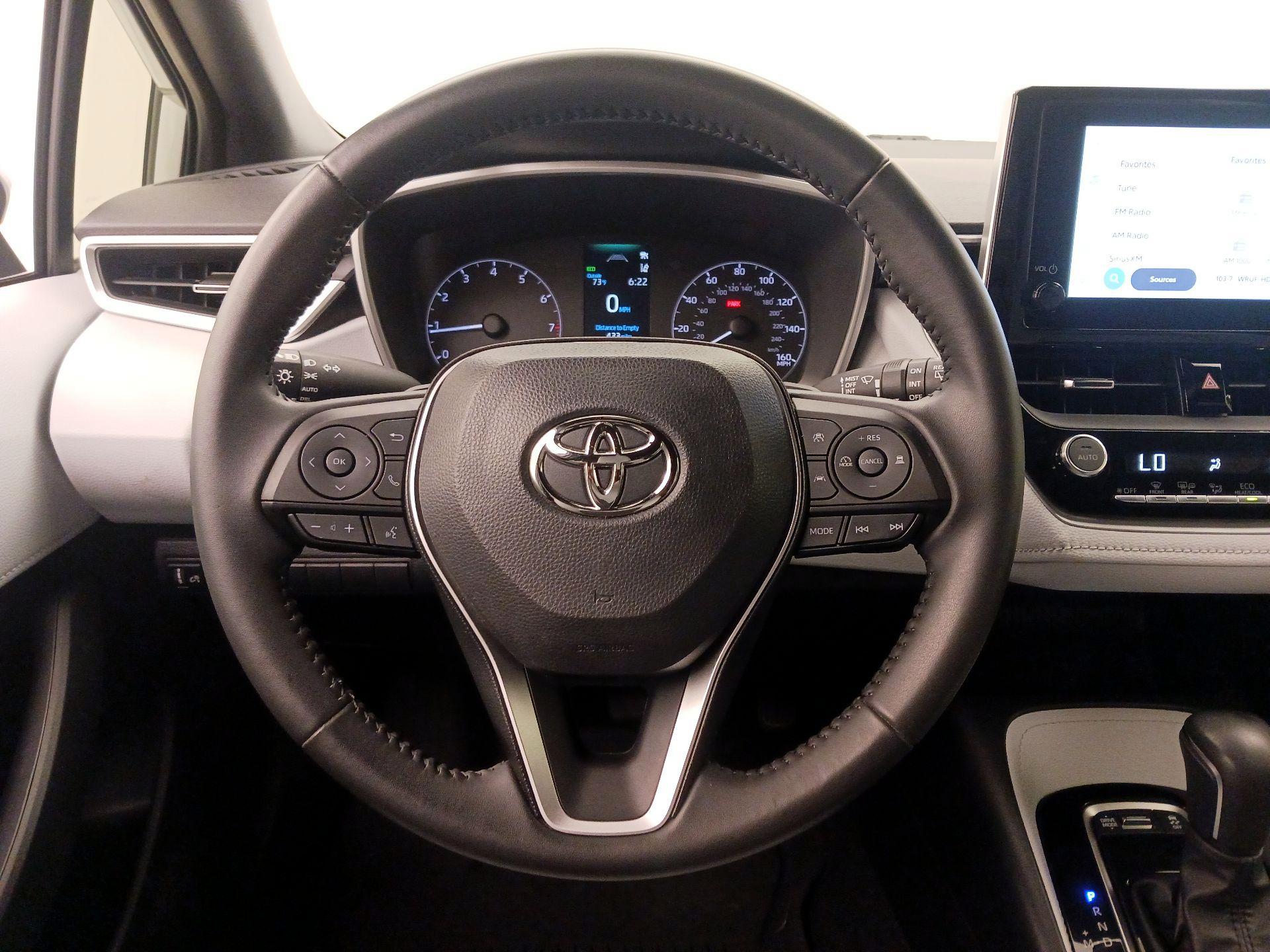 Thumbnail: 2023 Toyota Corolla - 10