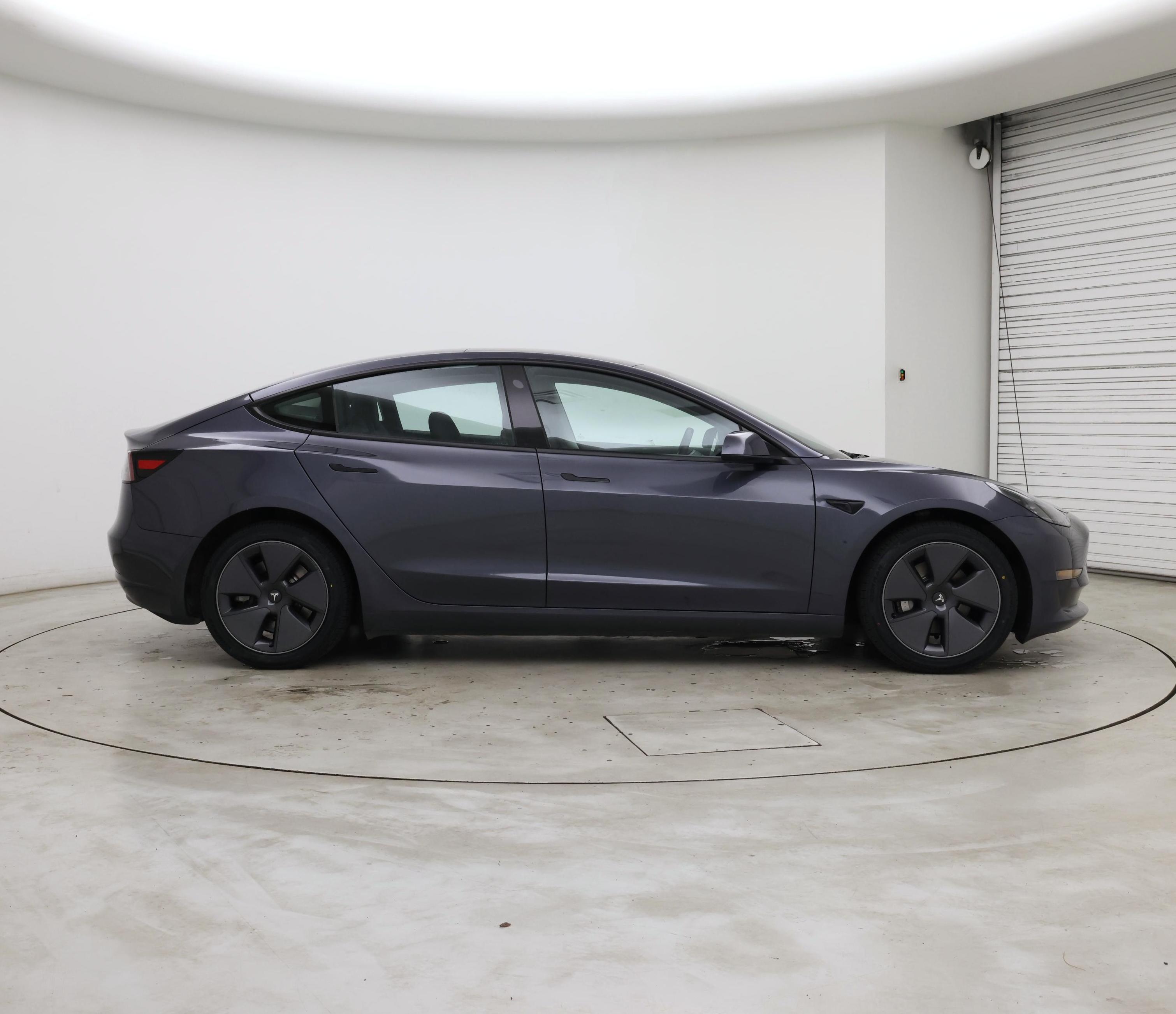 Thumbnail: 2023 Tesla Model 3 - 7