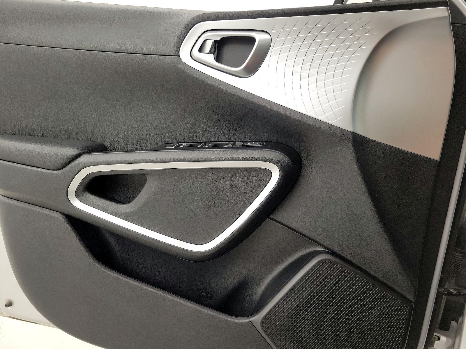 2020 Kia Soul LX - Photo 13