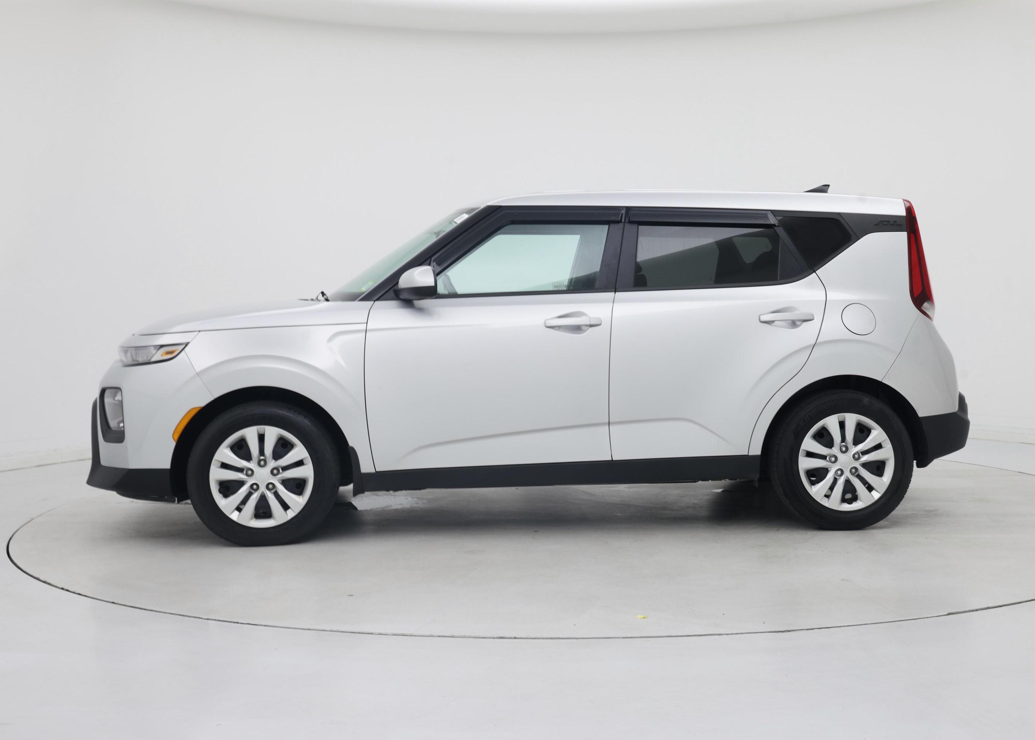 Thumbnail: 2020 Kia Soul - 3