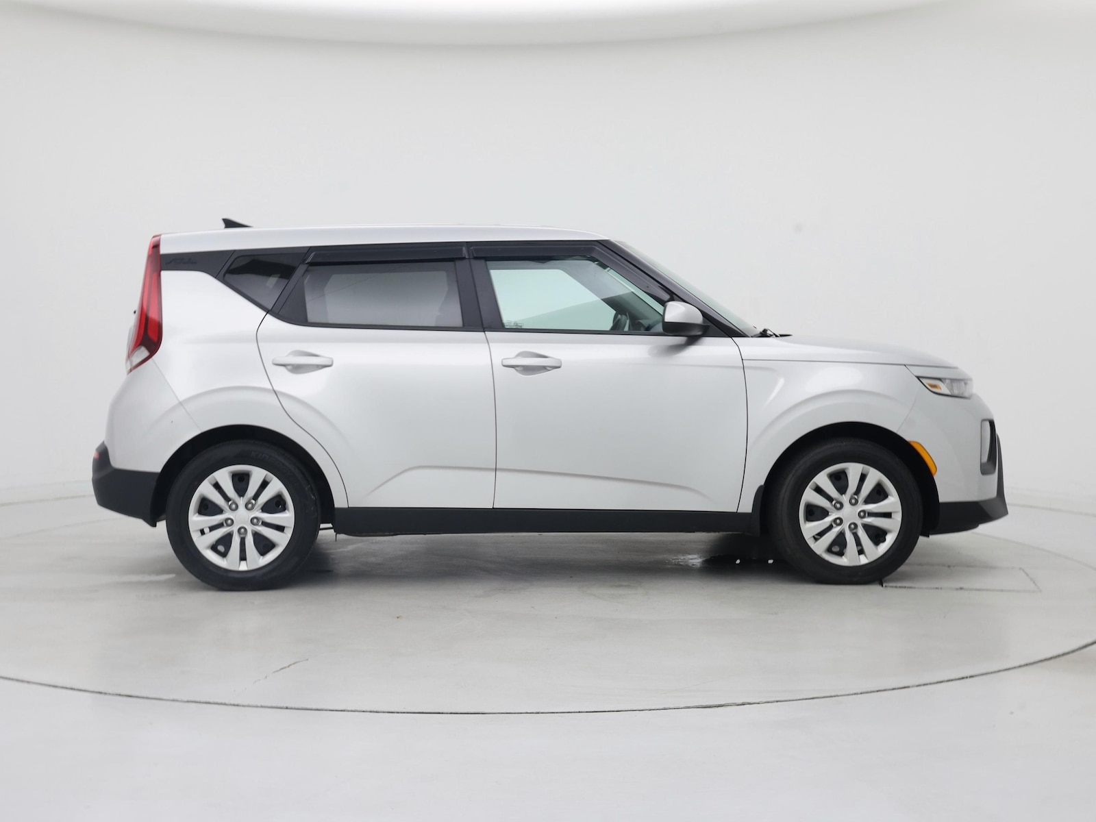 2020 Kia Soul LX - Photo 8