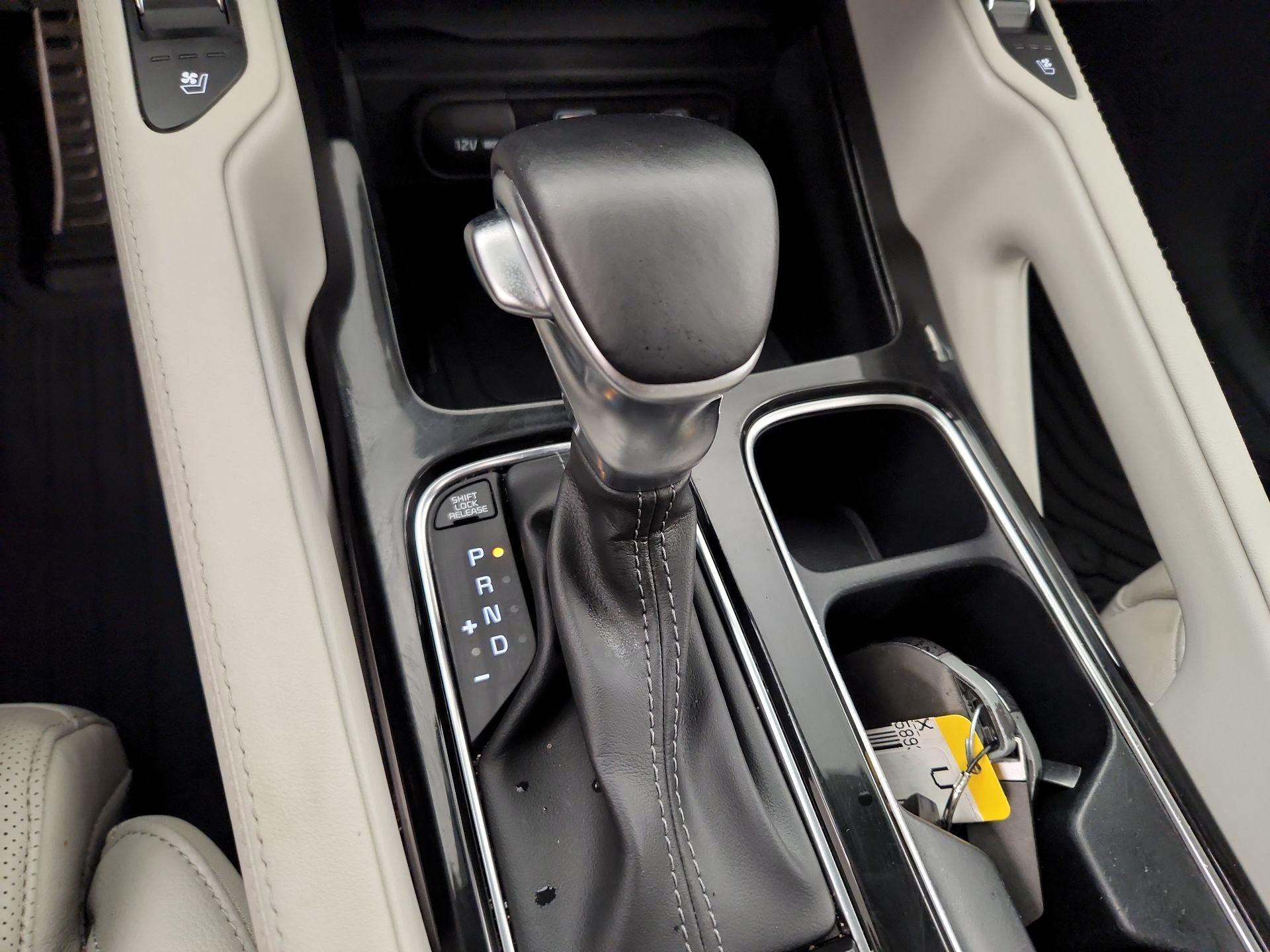 Thumbnail: 2023 Kia Telluride - 17