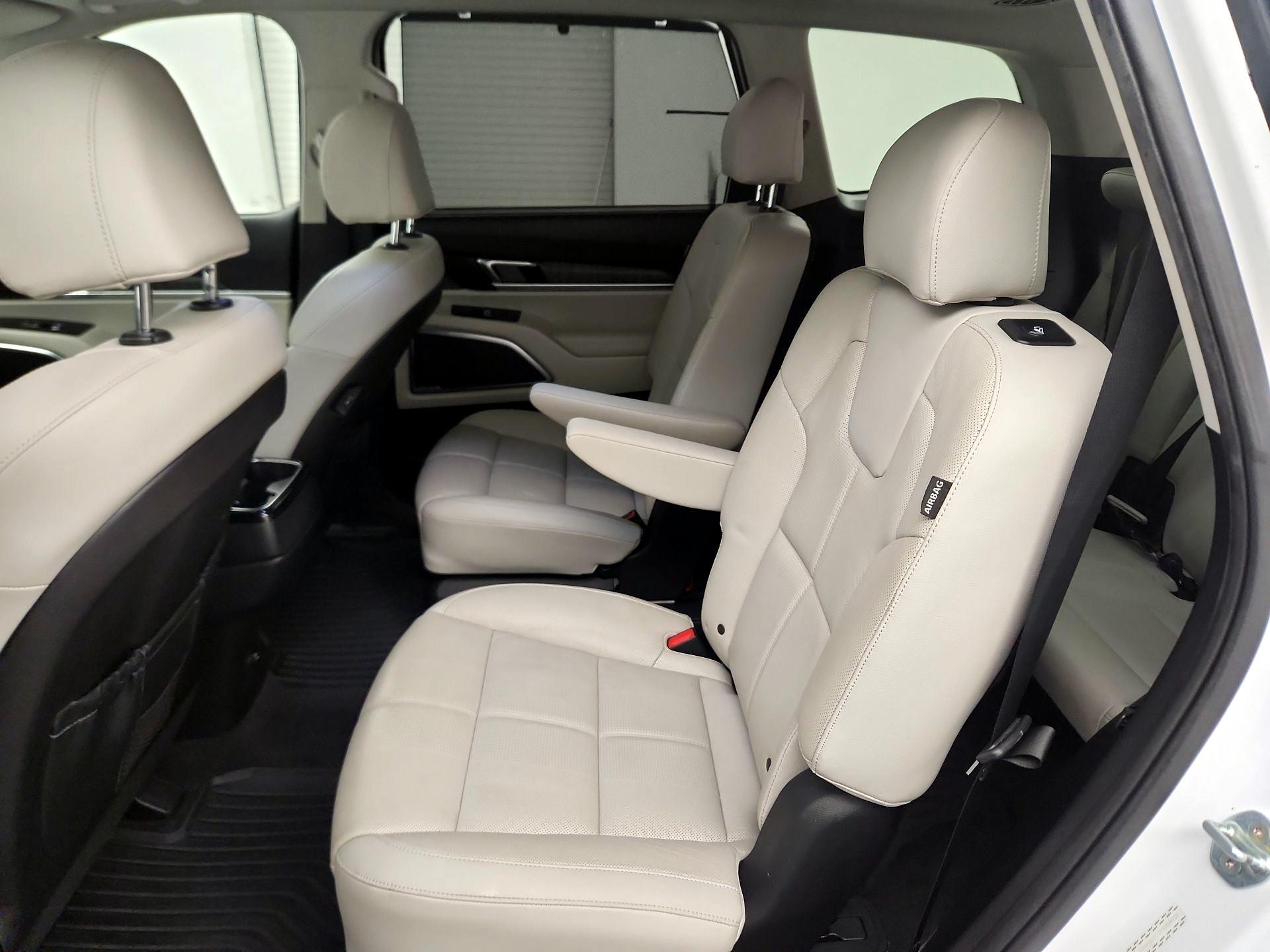 Thumbnail: 2023 Kia Telluride - 20