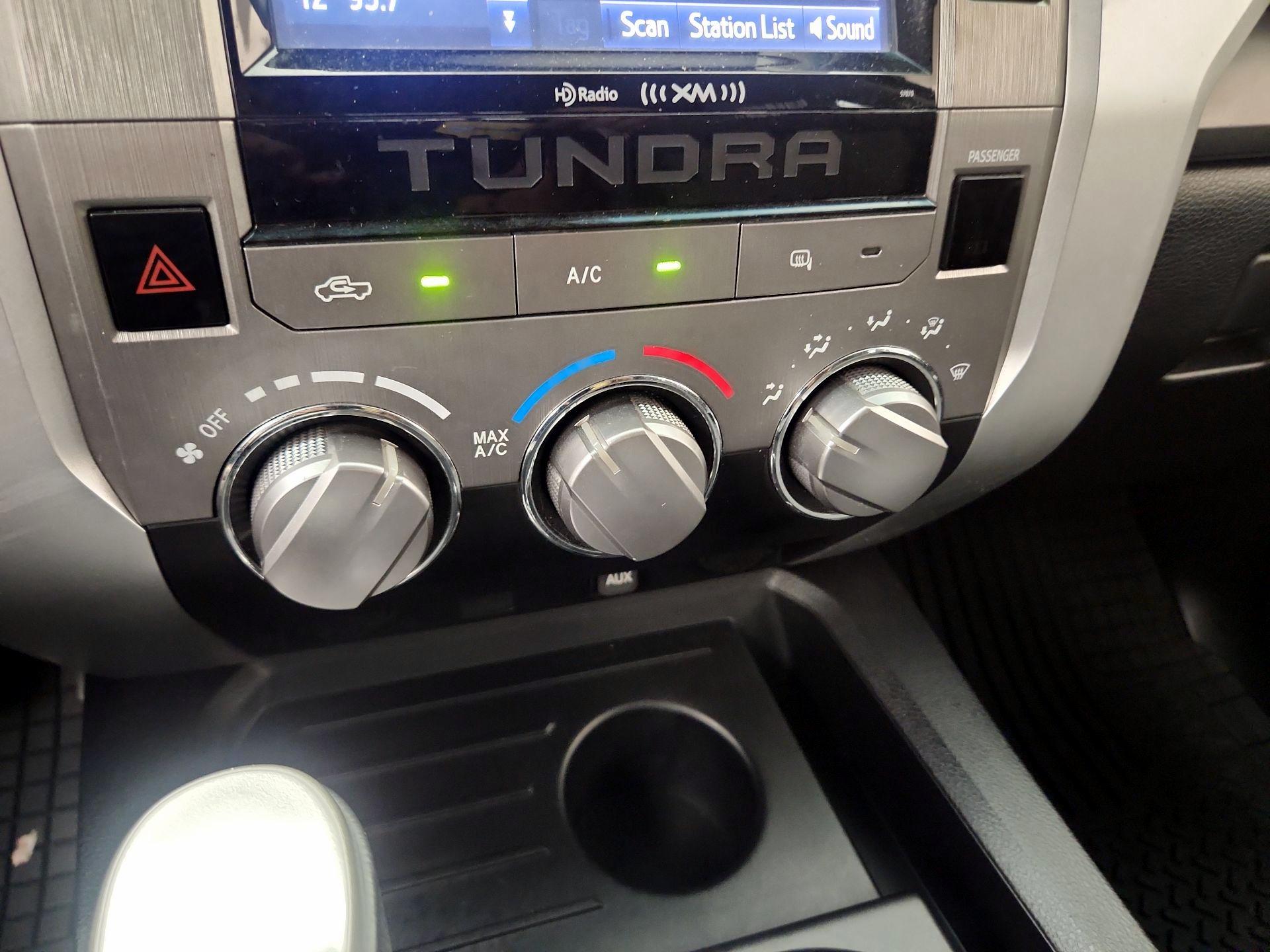 Thumbnail: 2014 Toyota Tundra - 16