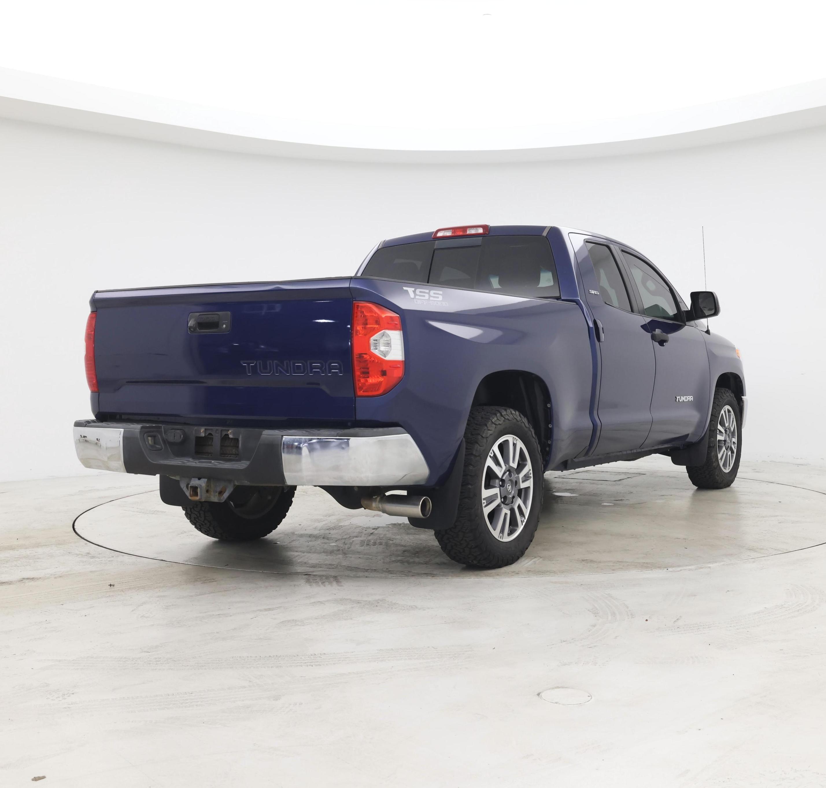 Thumbnail: 2014 Toyota Tundra - 8