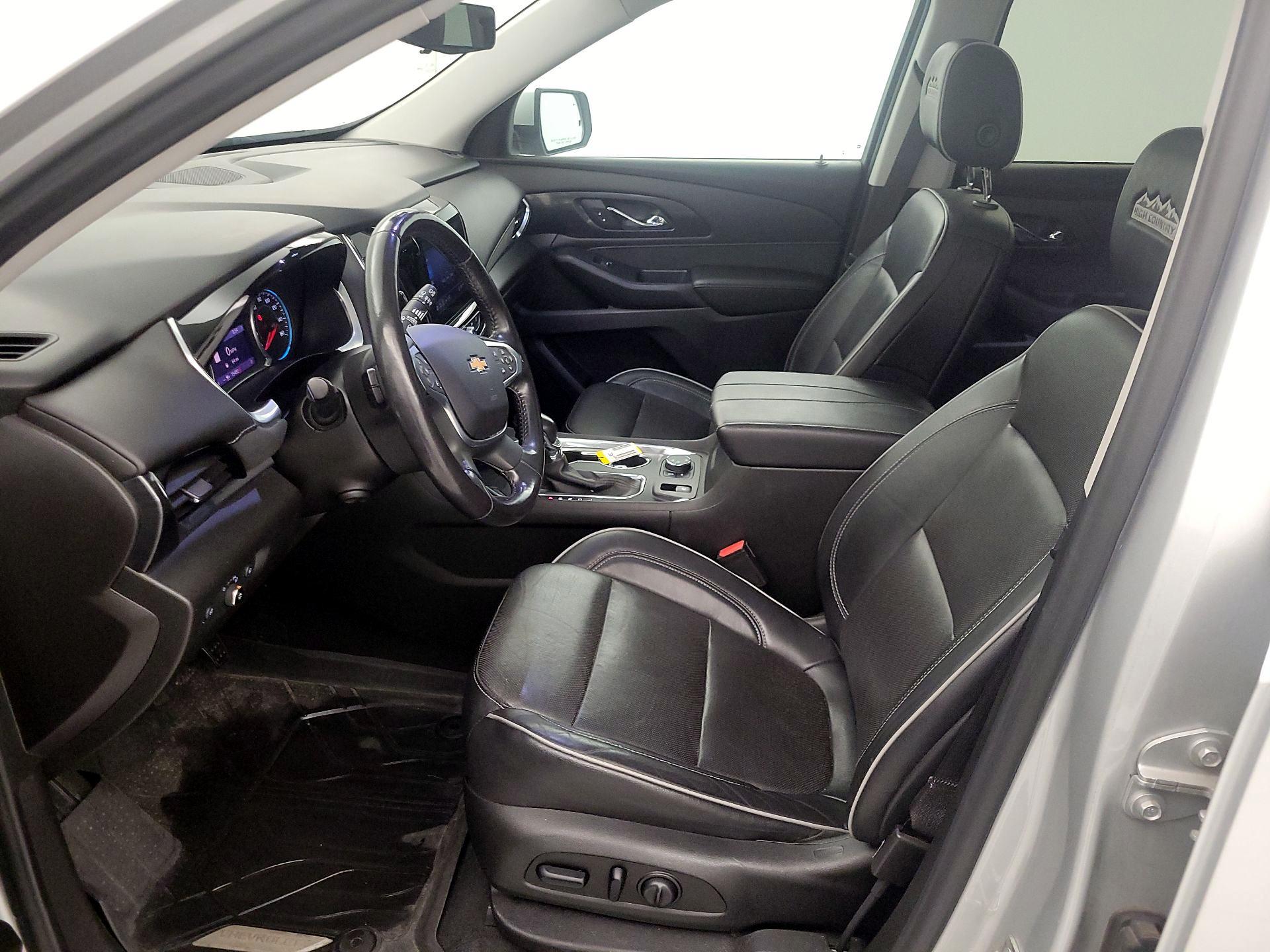 Thumbnail: 2021 Chevrolet Traverse - 11