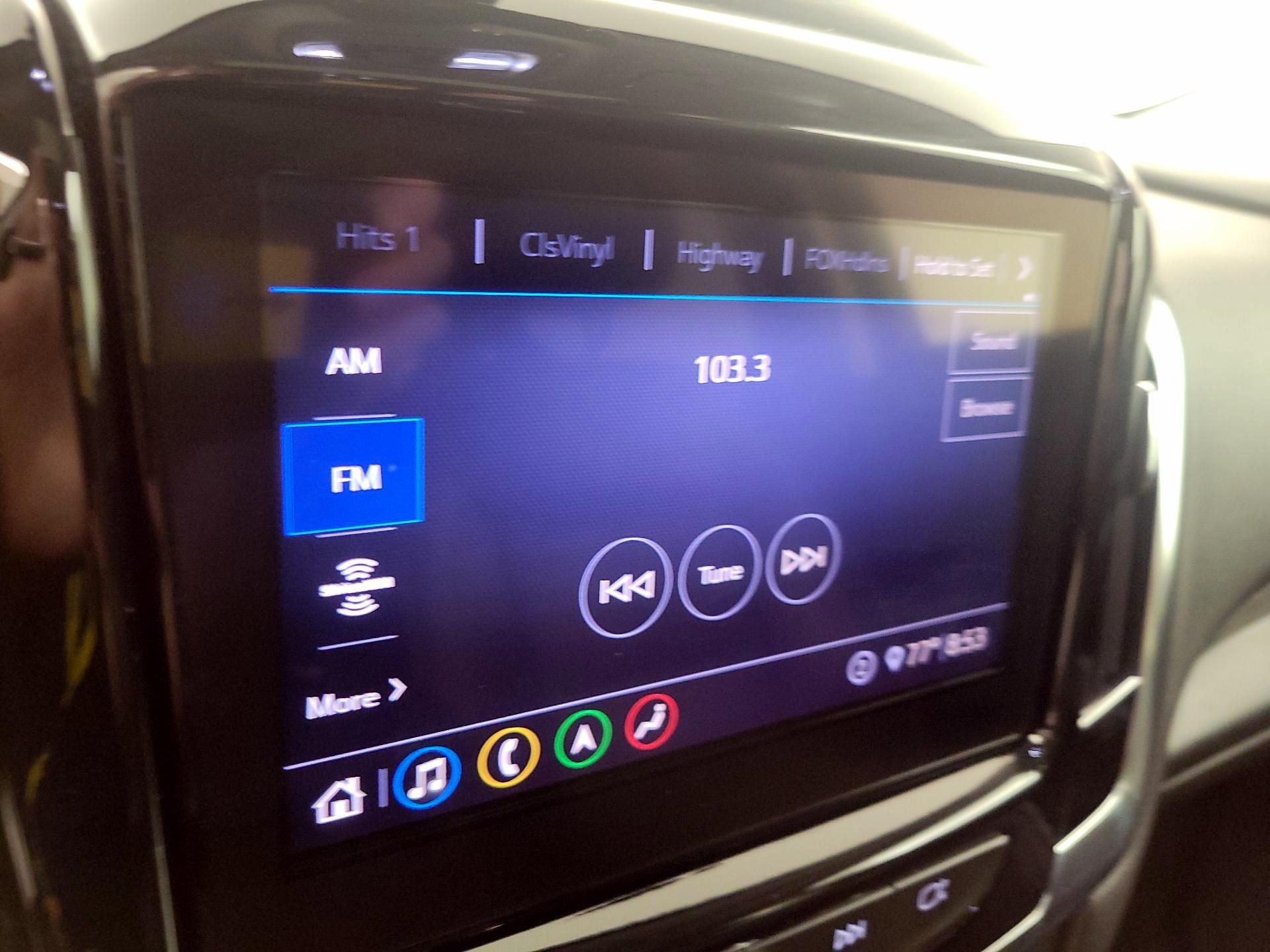 Thumbnail: 2021 Chevrolet Traverse - 15