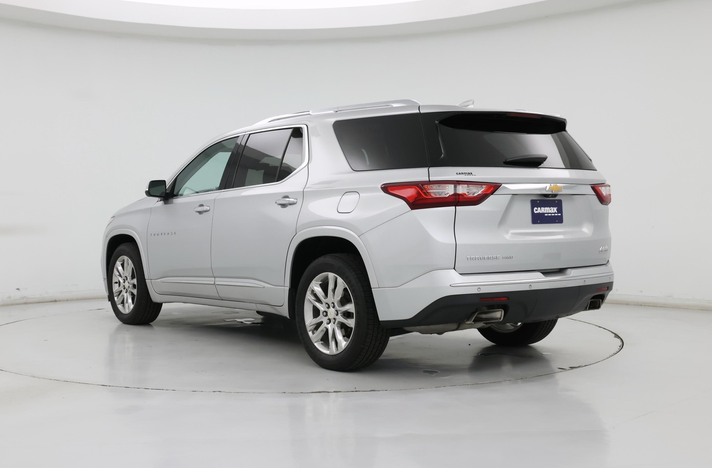 Thumbnail: 2021 Chevrolet Traverse - 2
