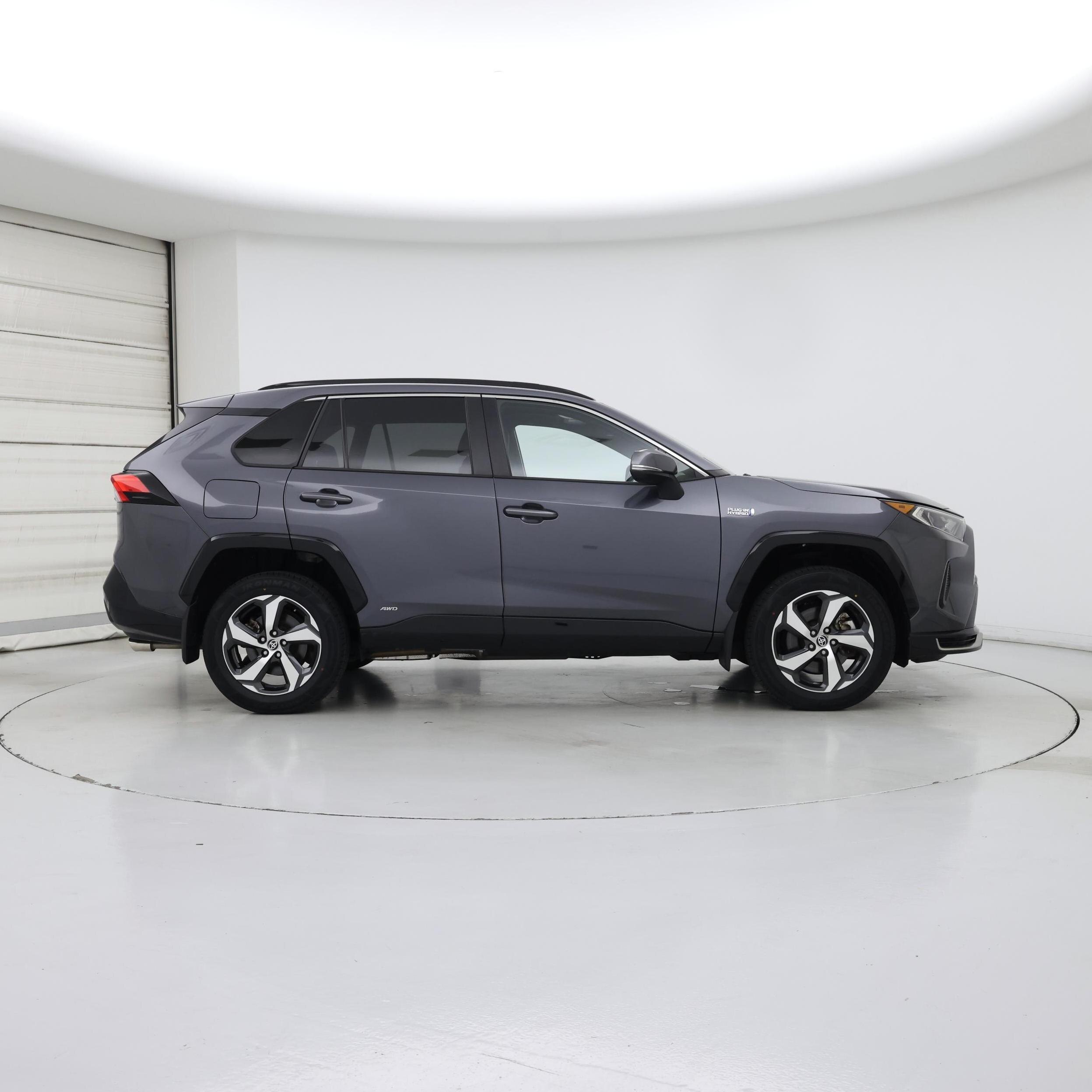 Thumbnail: 2021 Toyota RAV4 - 7