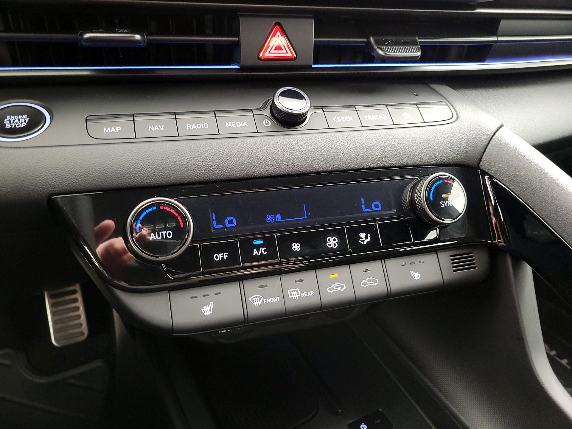 Thumbnail: 2026 Hyundai Elantra - 17
