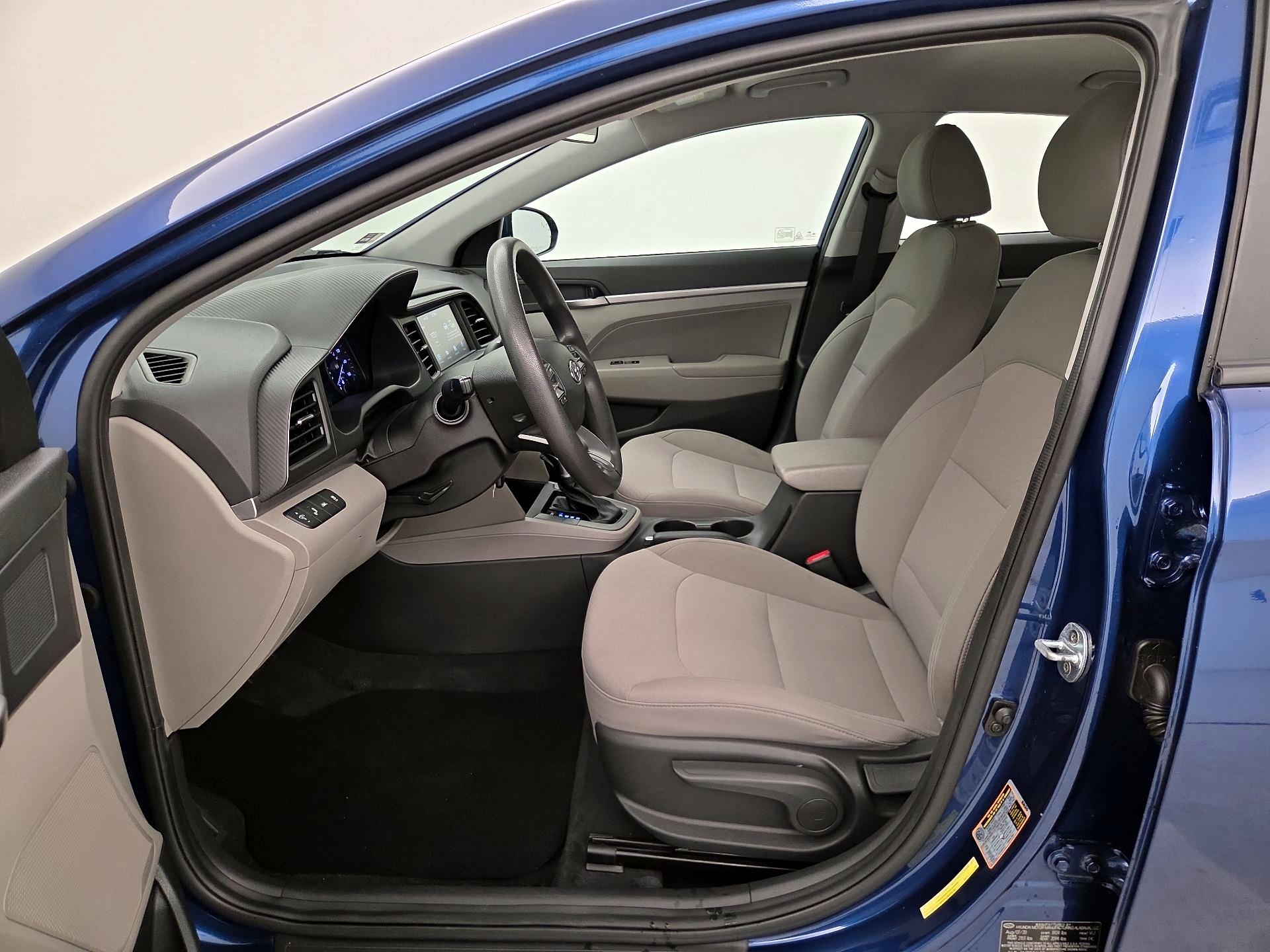 Thumbnail: 2020 Hyundai Elantra - 11