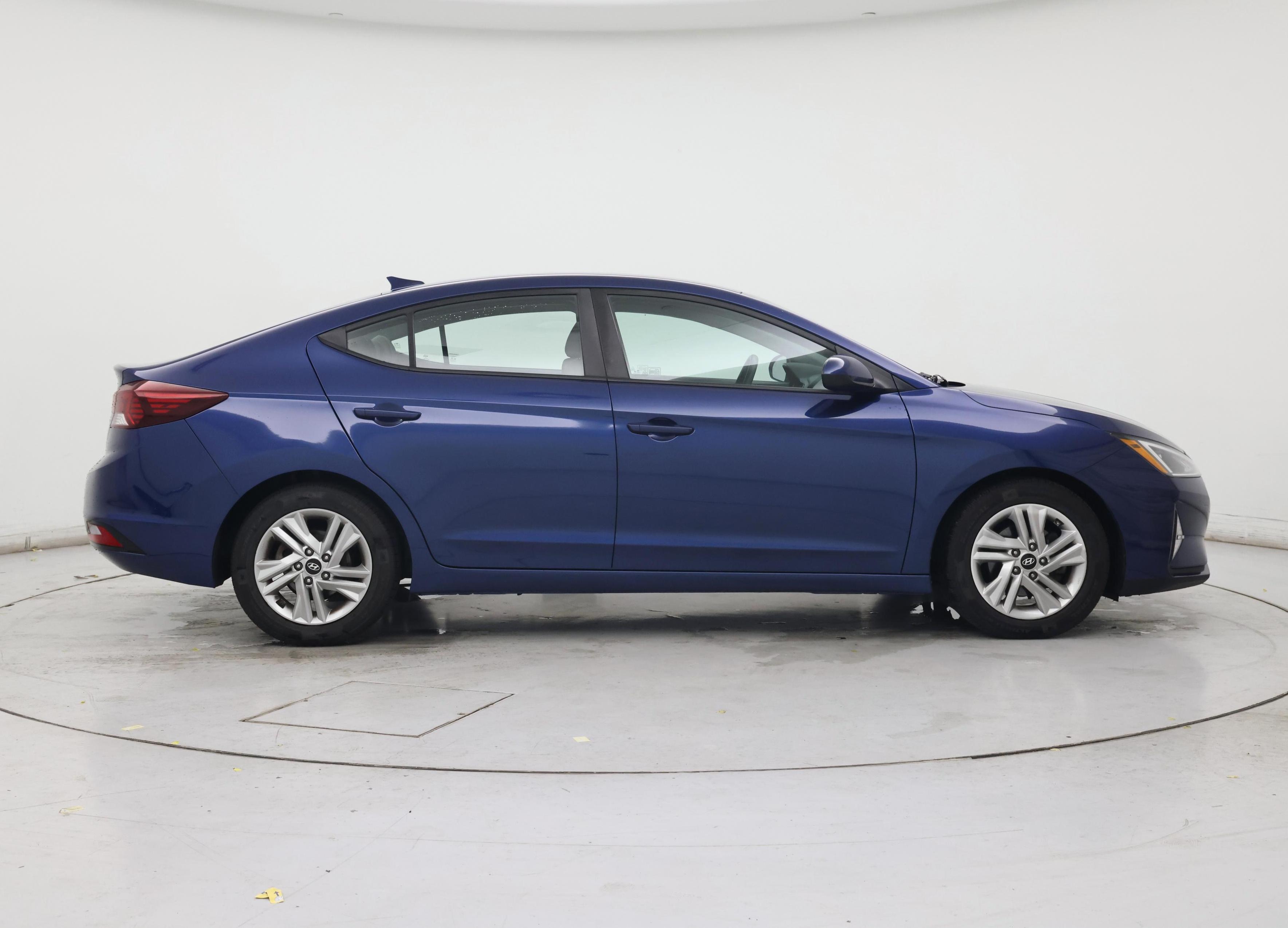 Thumbnail: 2020 Hyundai Elantra - 7