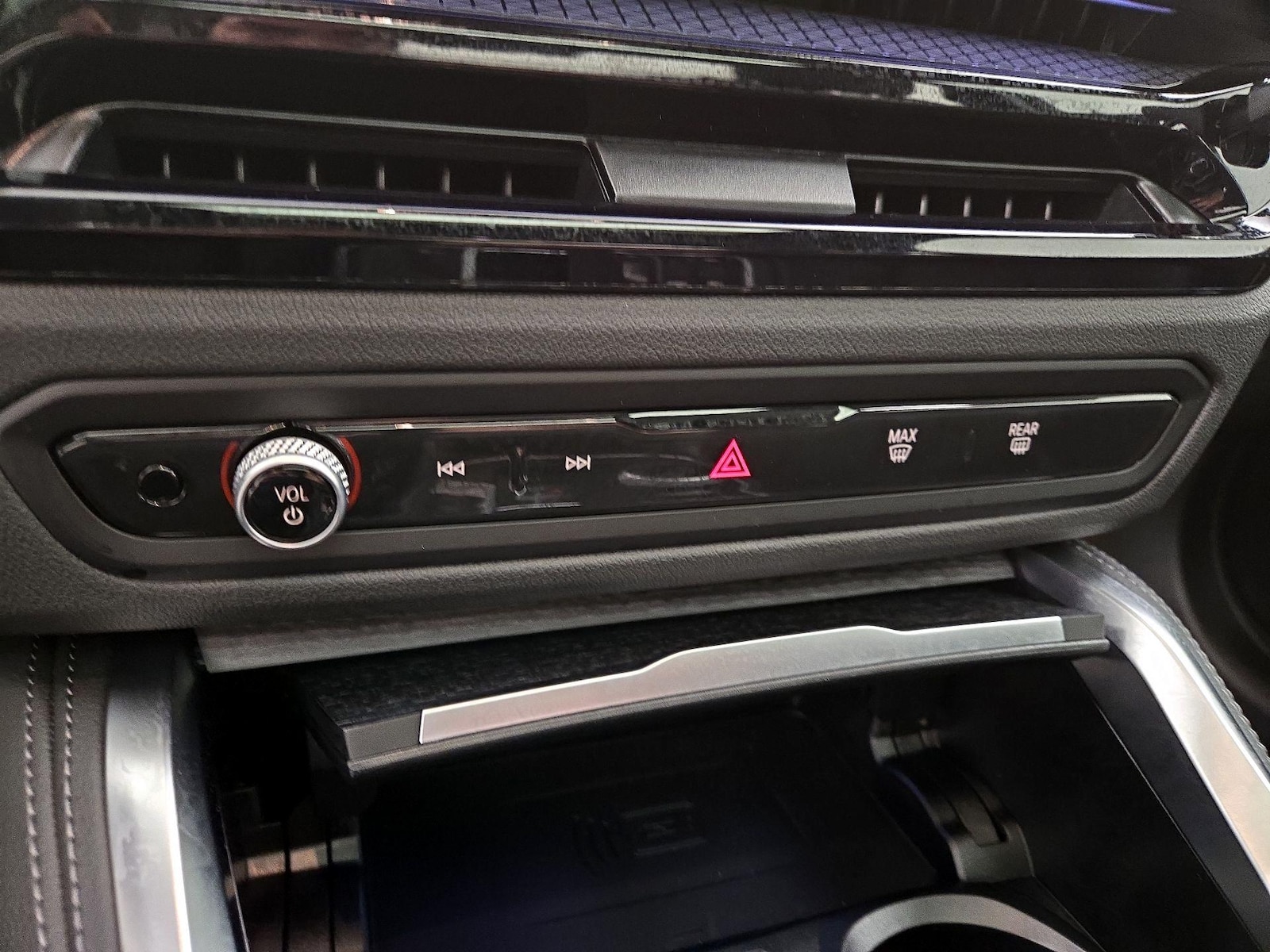 2026 BMW 2 Series 230i - Photo 18
