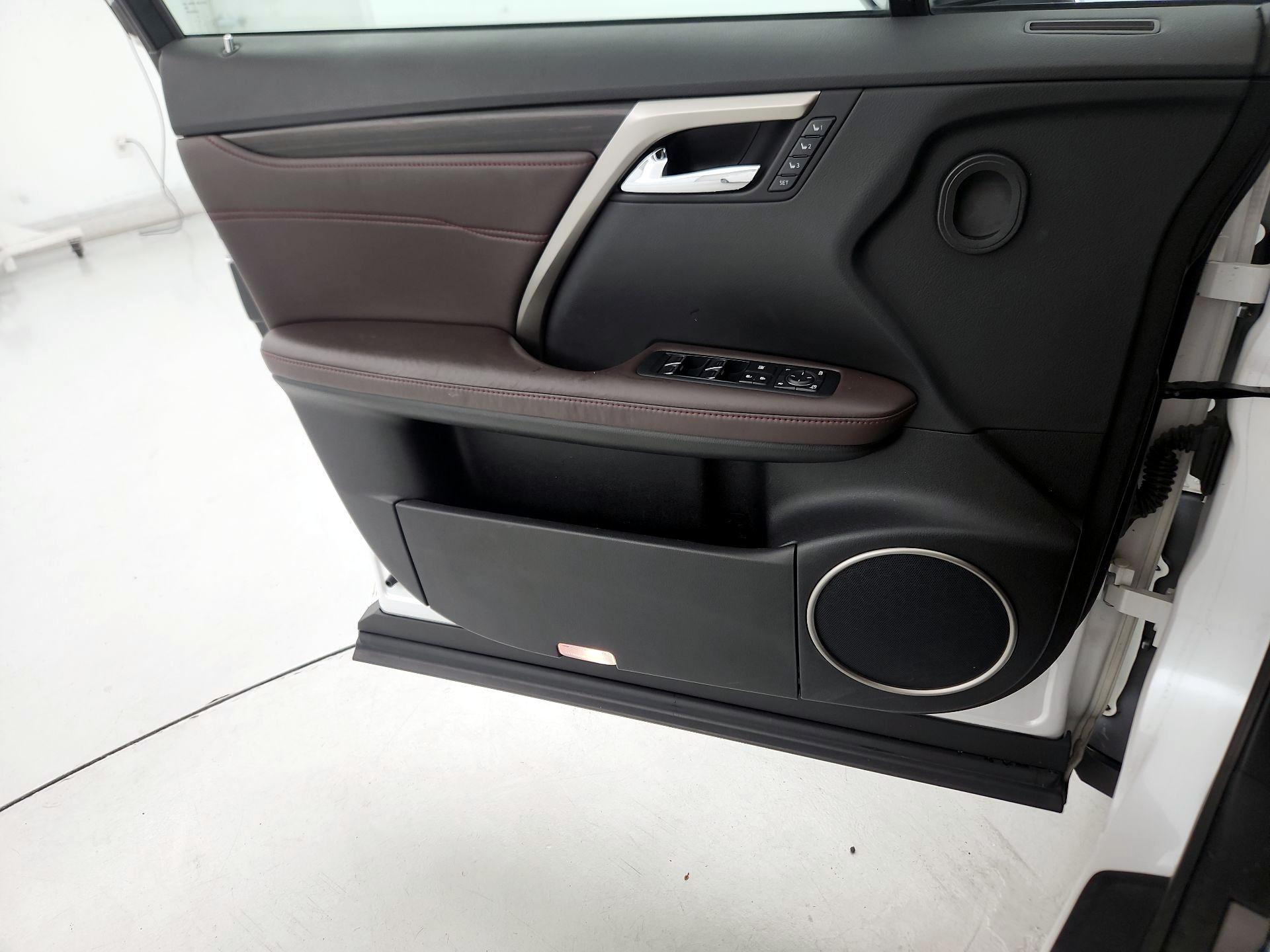 Thumbnail: 2016 Lexus RX - 12