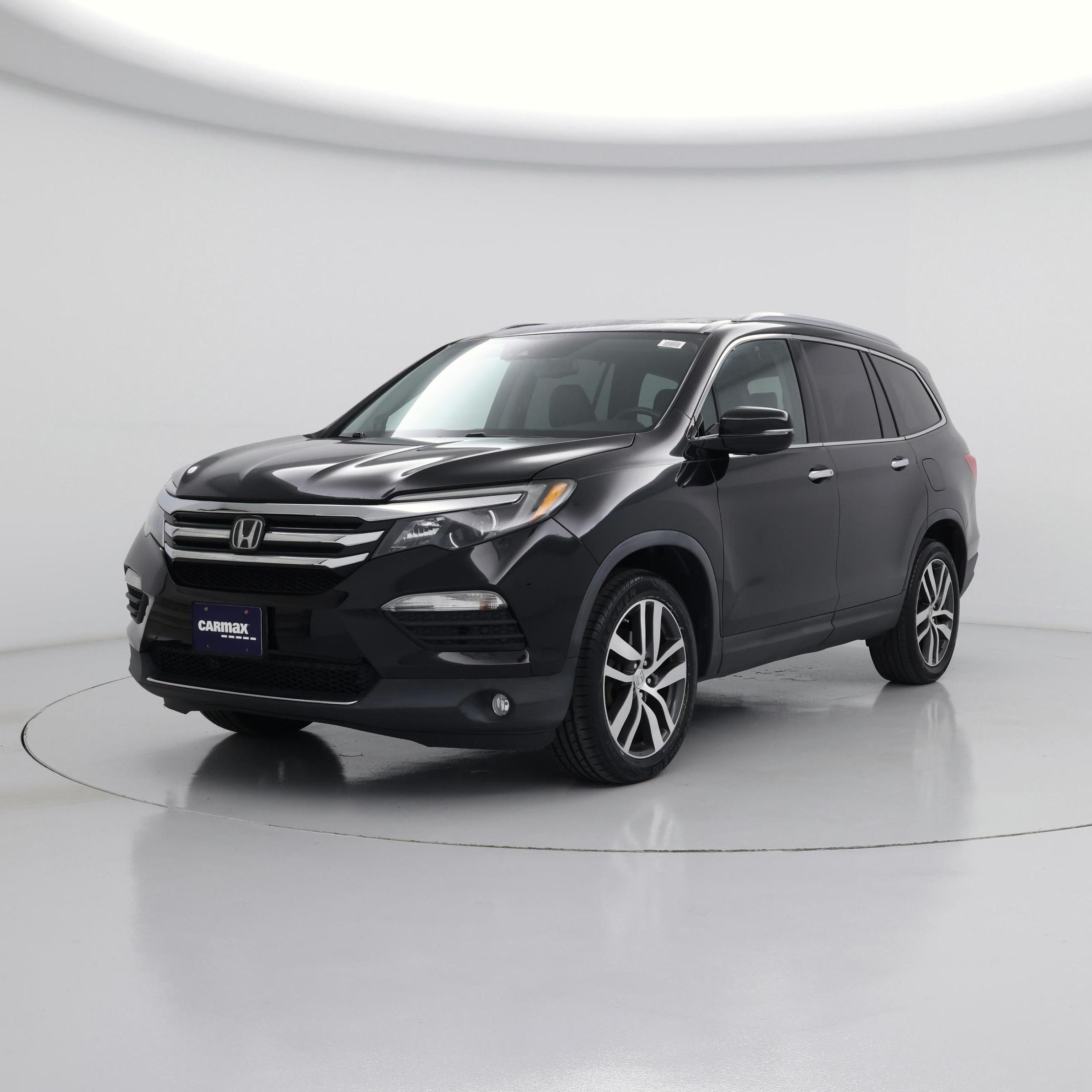 Thumbnail: 2017 Honda Pilot - 4