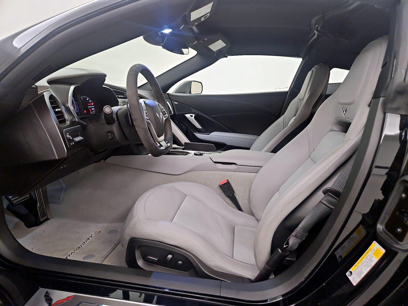 2019 Chevrolet Corvette 2LT - Photo 12