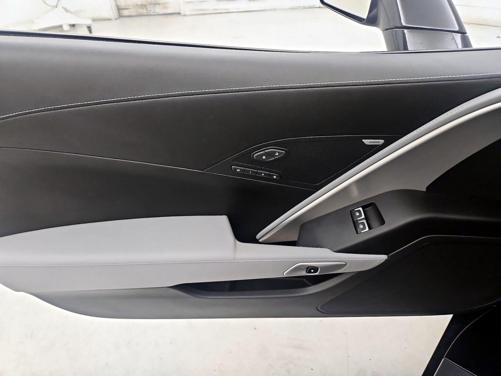 2019 Chevrolet Corvette 2LT - Photo 13