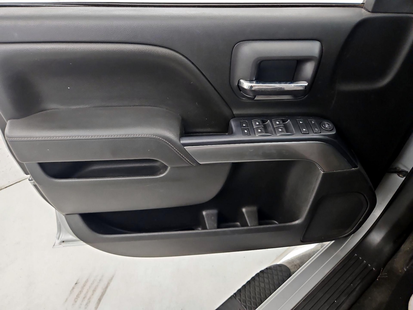 2017 Chevrolet Silverado 1500 LT - Photo 13