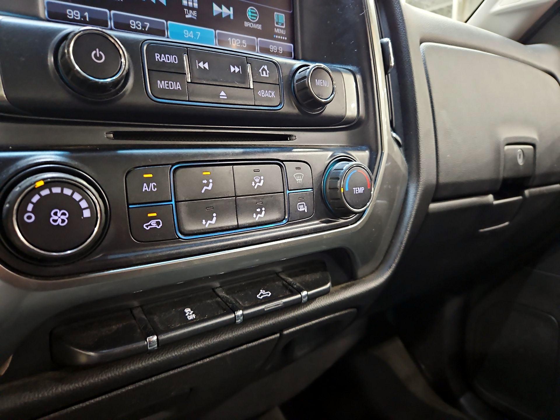 Thumbnail: 2017 Chevrolet Silverado 1500 - 16