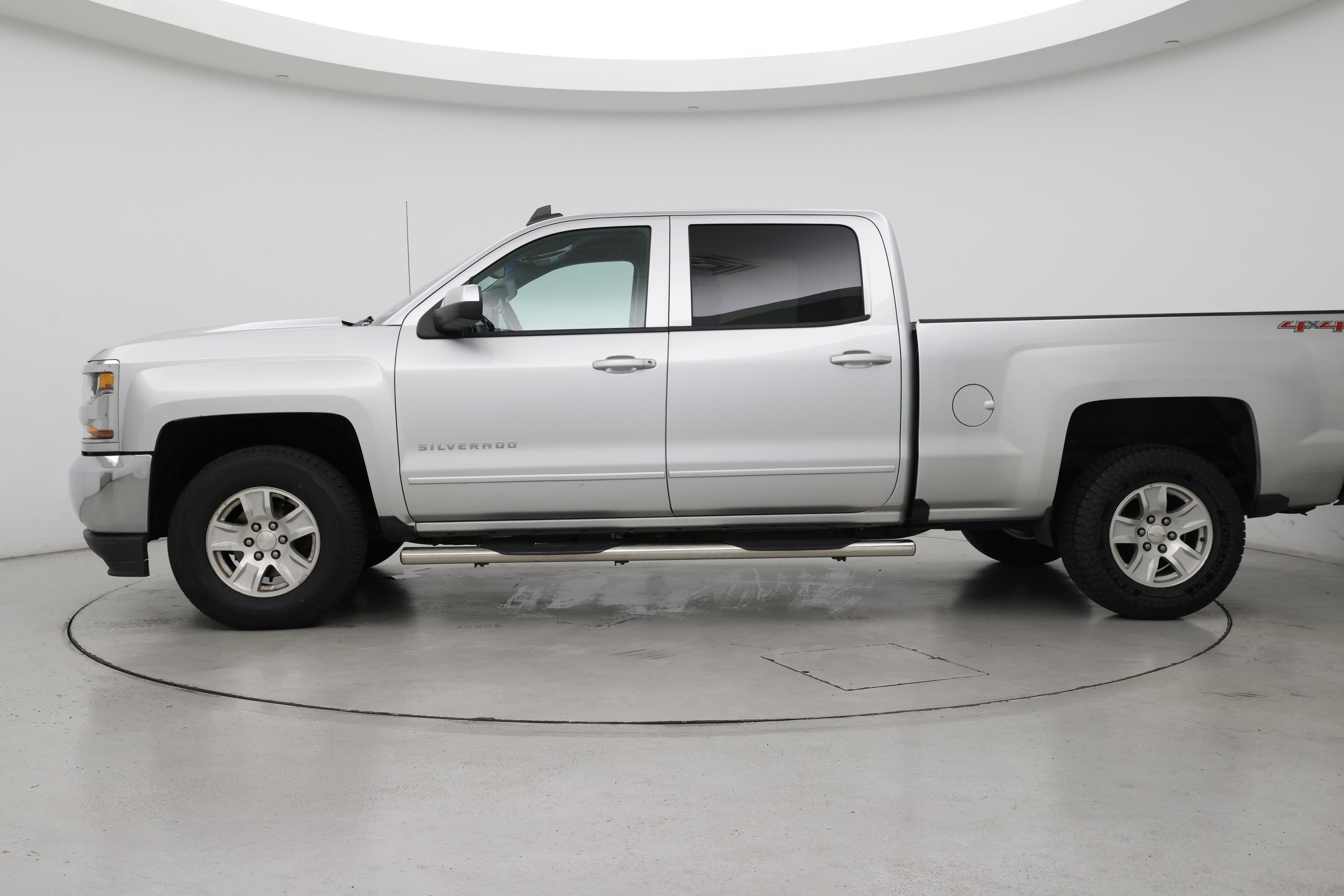 Thumbnail: 2017 Chevrolet Silverado 1500 - 3