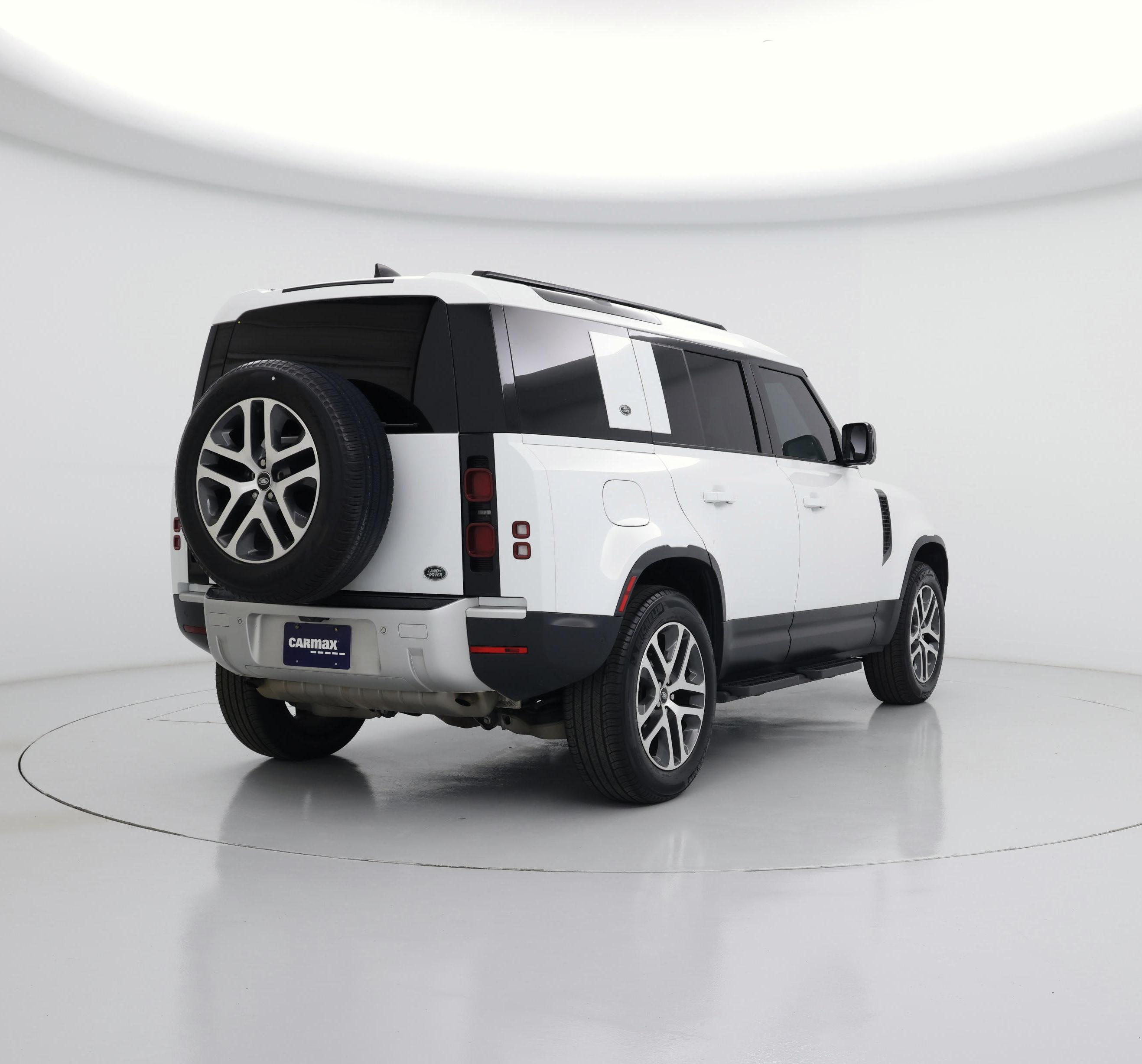 Thumbnail: 2023 Land Rover Defender - 8