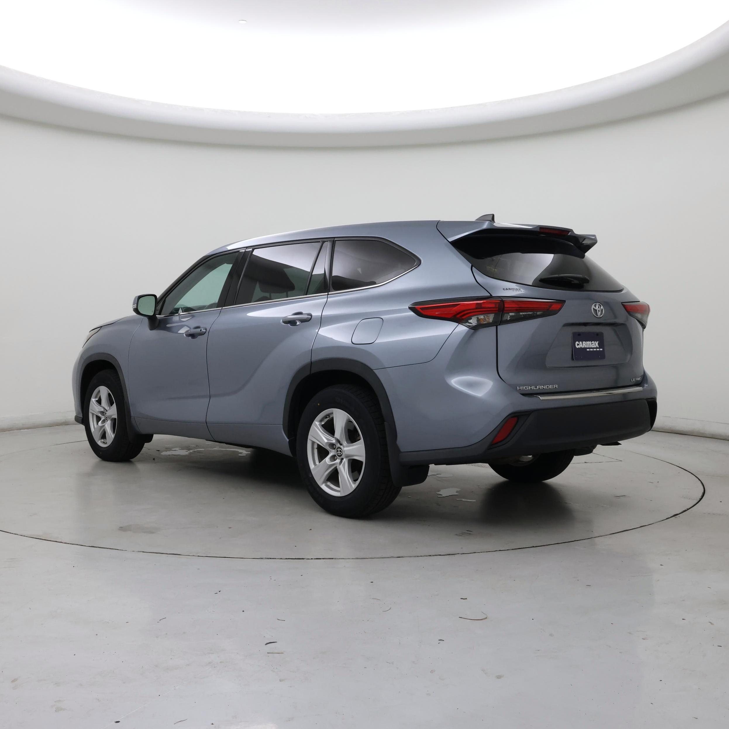 Thumbnail: 2022 Toyota Highlander - 2