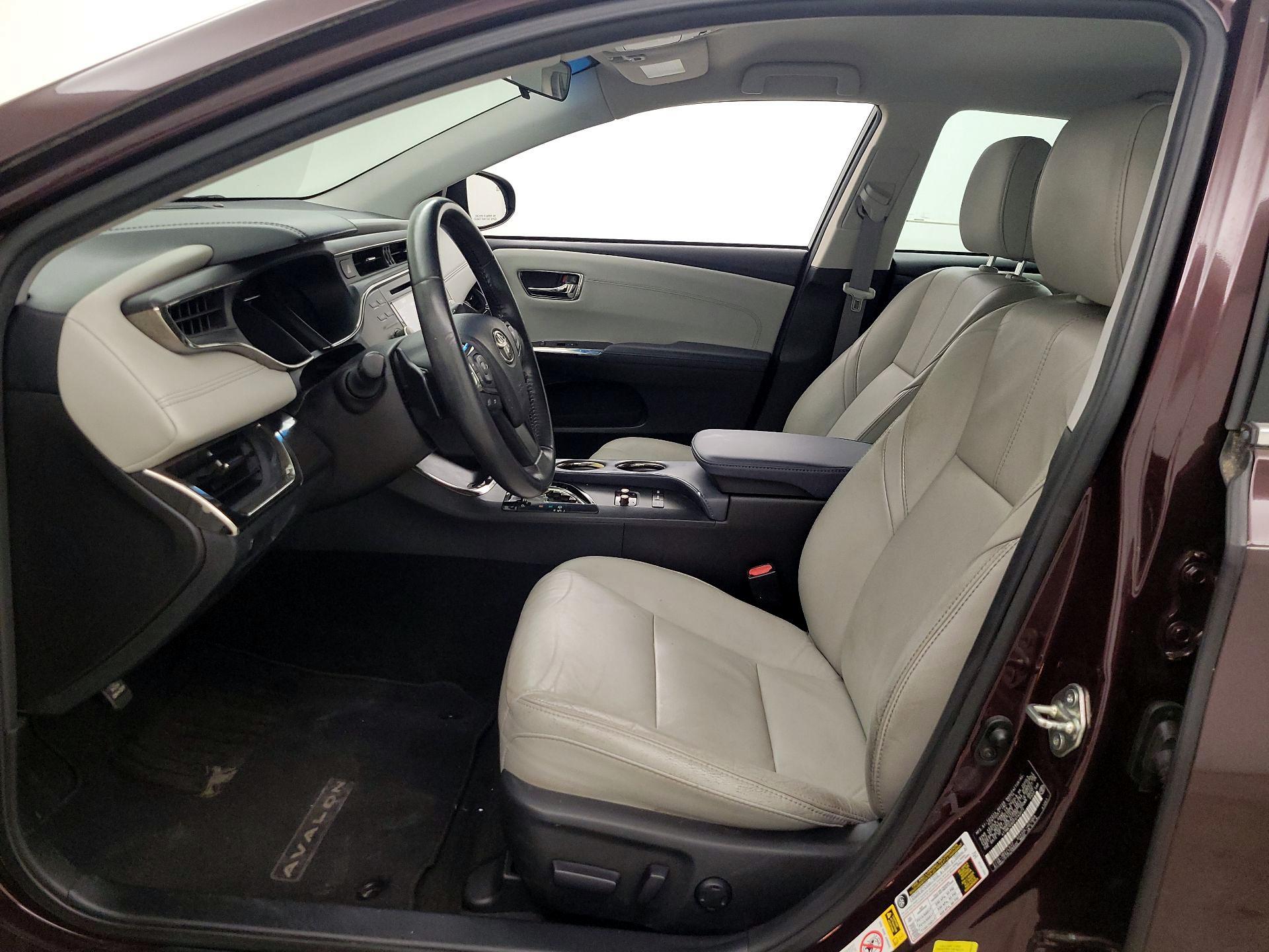 Thumbnail: 2015 Toyota Avalon - 11