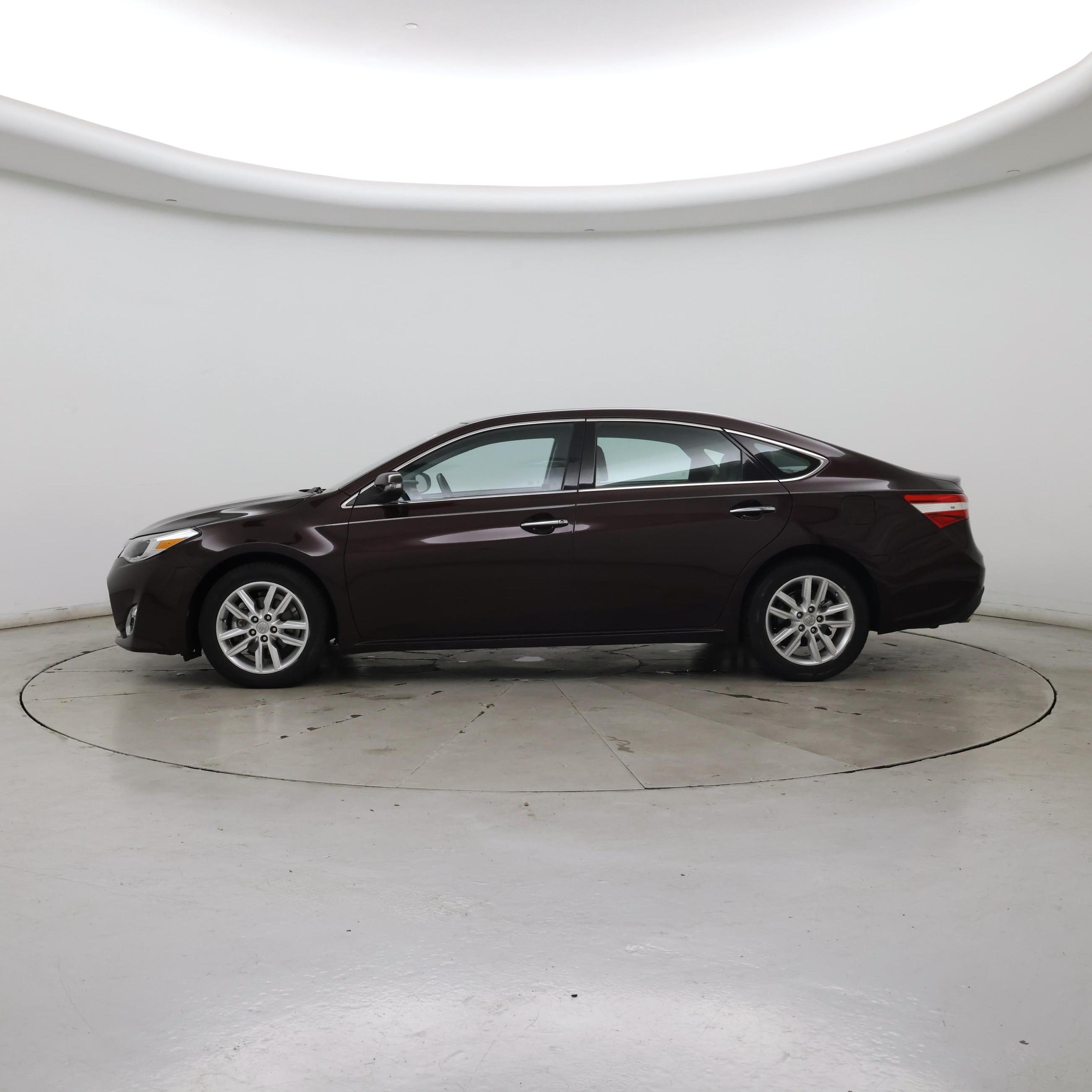 Thumbnail: 2015 Toyota Avalon - 3