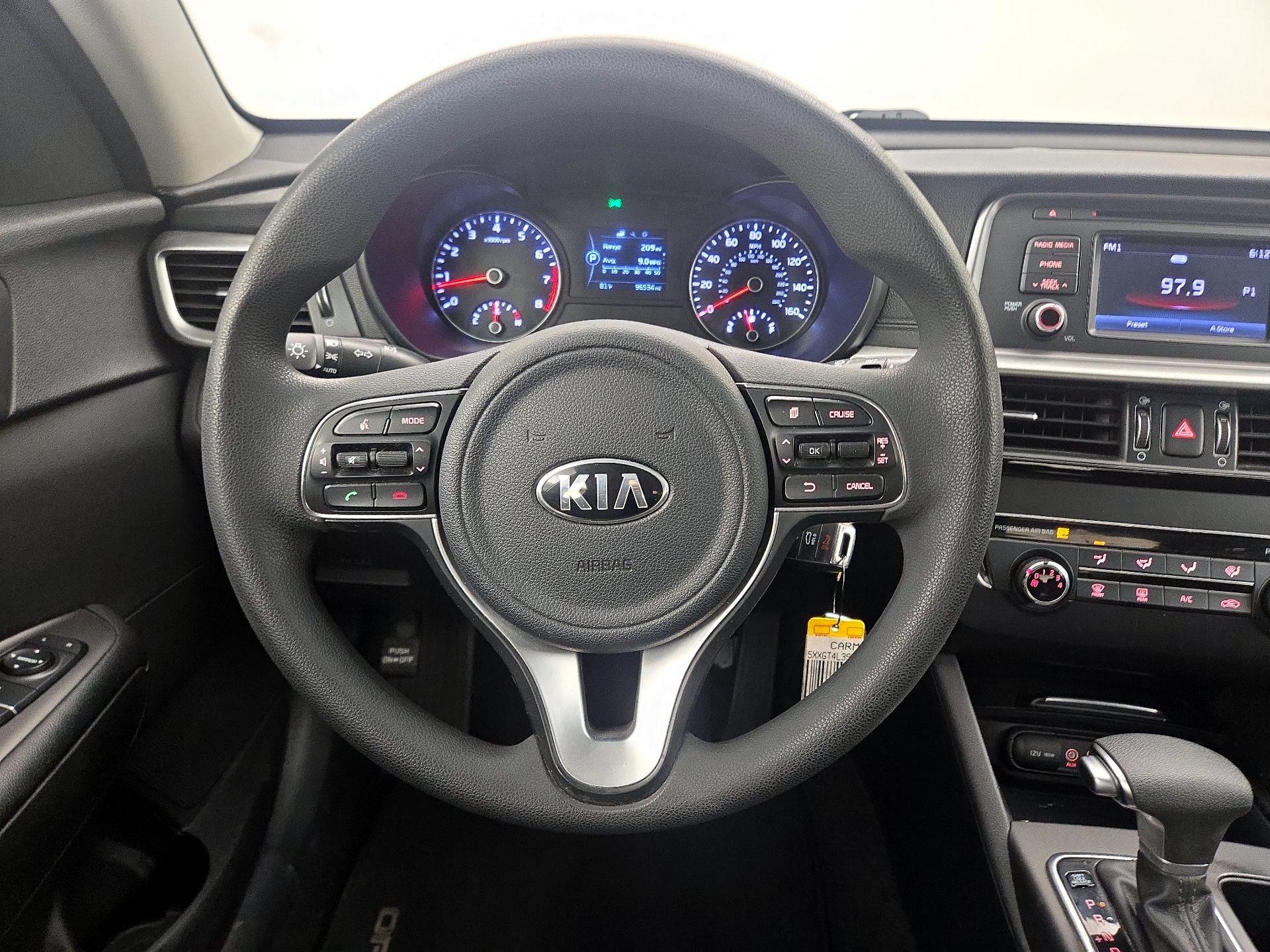 Thumbnail: 2017 Kia Optima - 10