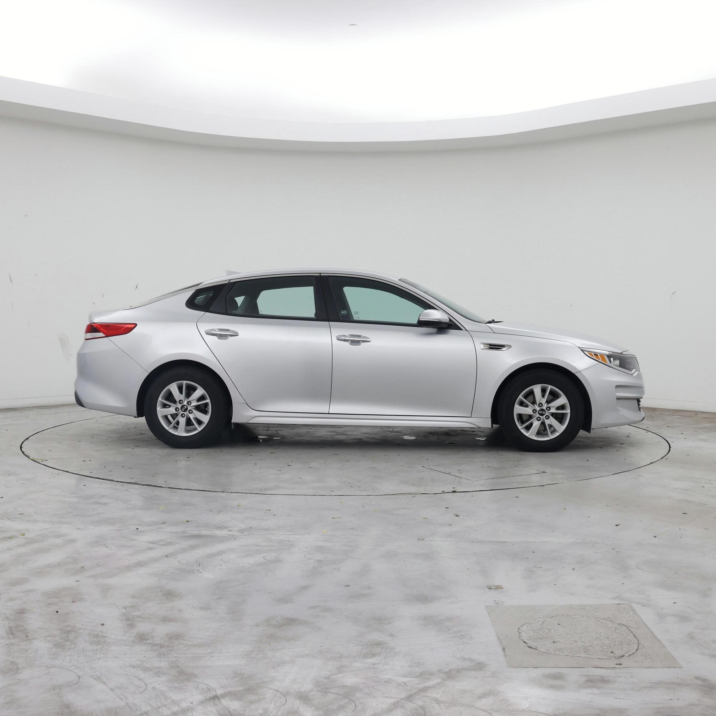 Thumbnail: 2017 Kia Optima - 7