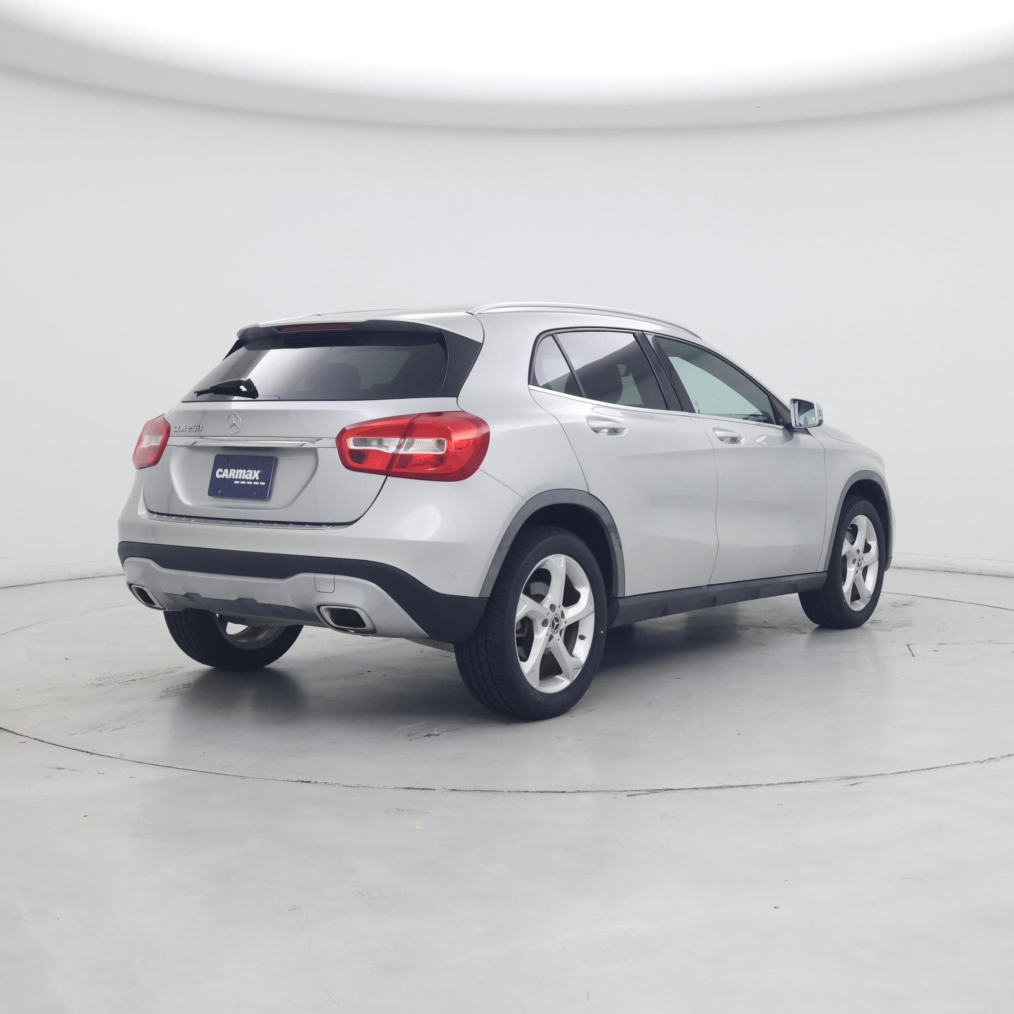 Thumbnail: 2018 Mercedes-Benz GLA - 8