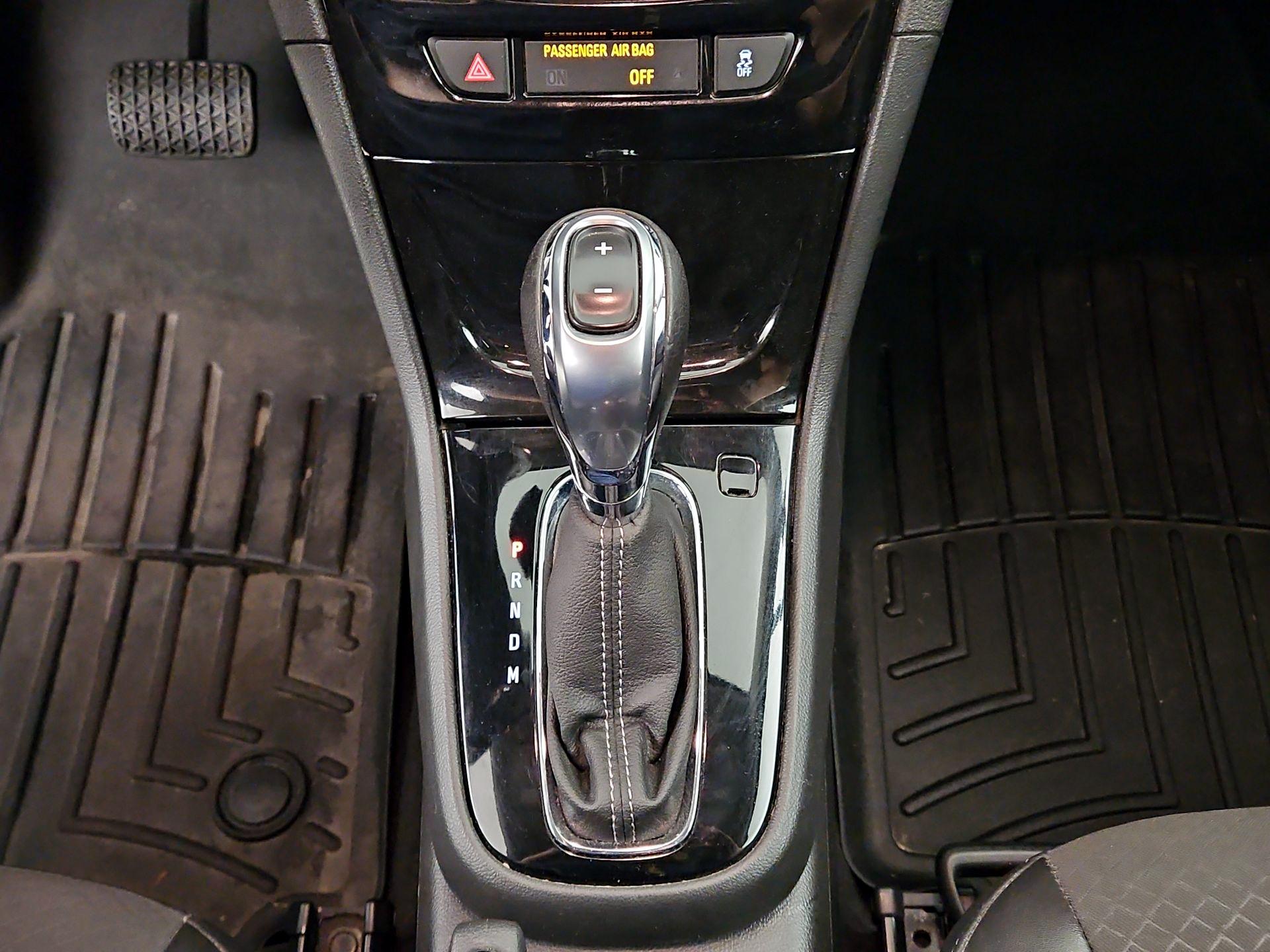 Thumbnail: 2017 Buick Encore - 15