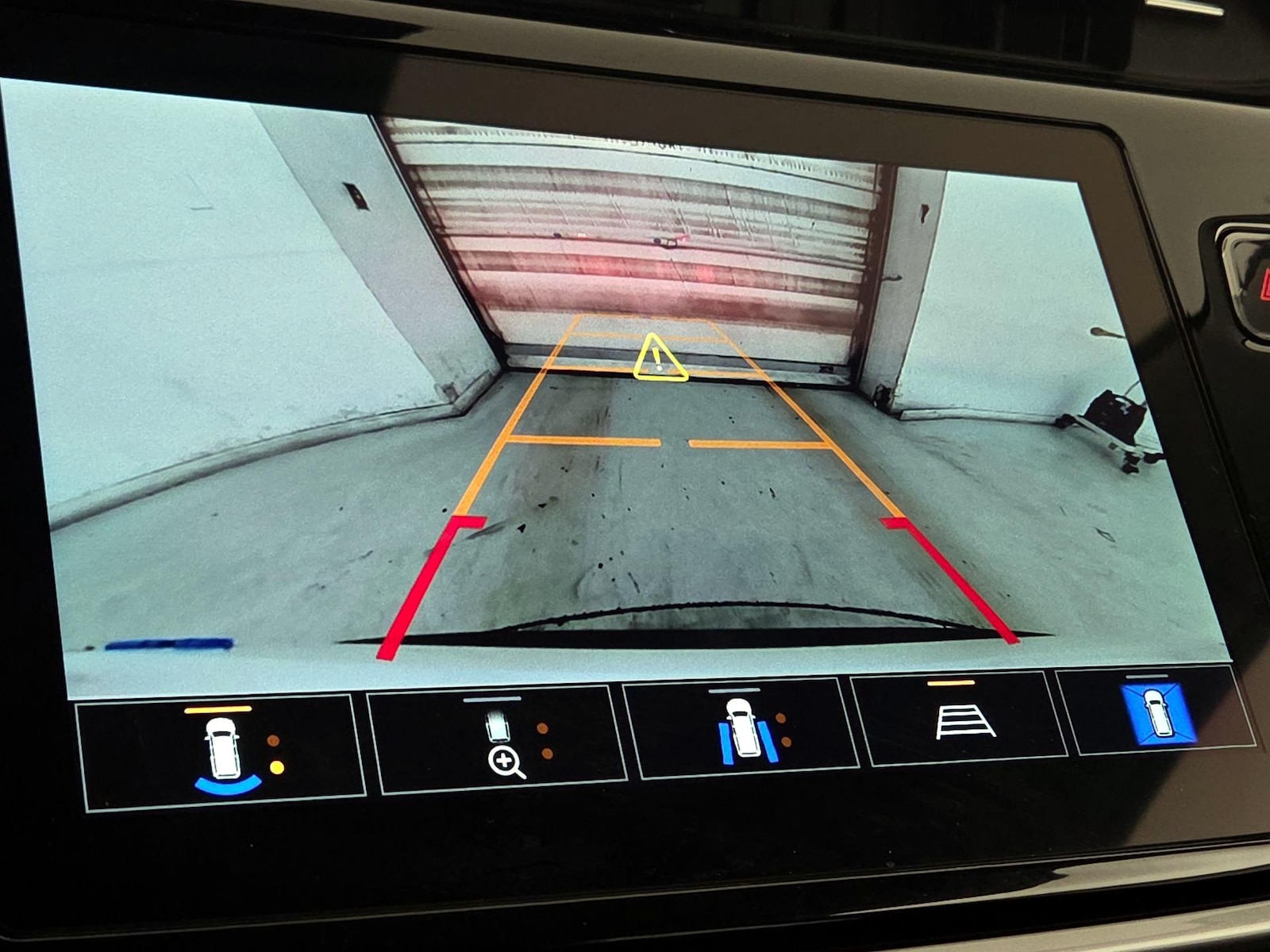 2023 Chevrolet Bolt EUV Premier - Photo 15