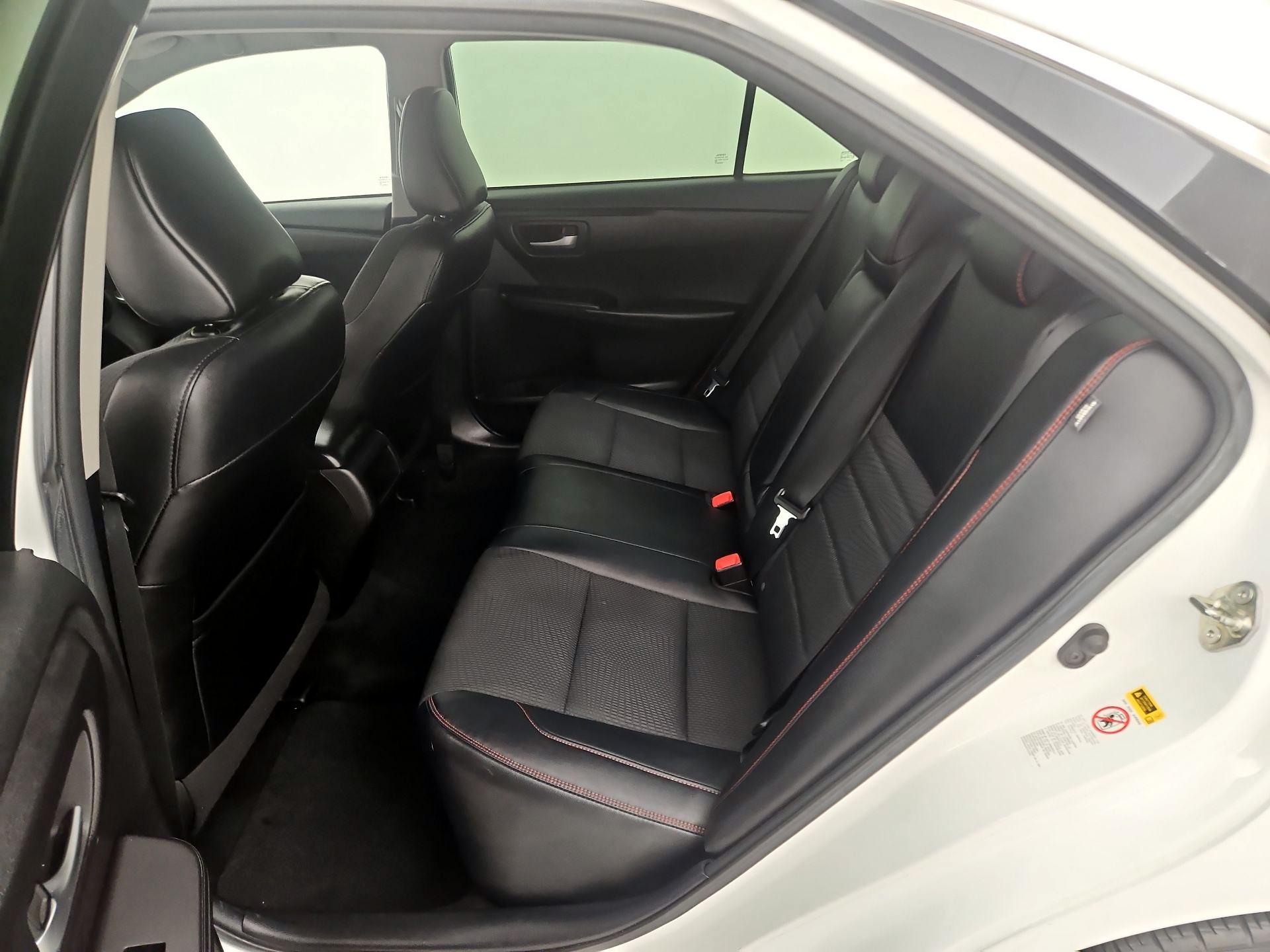 Thumbnail: 2016 Toyota Camry - 20